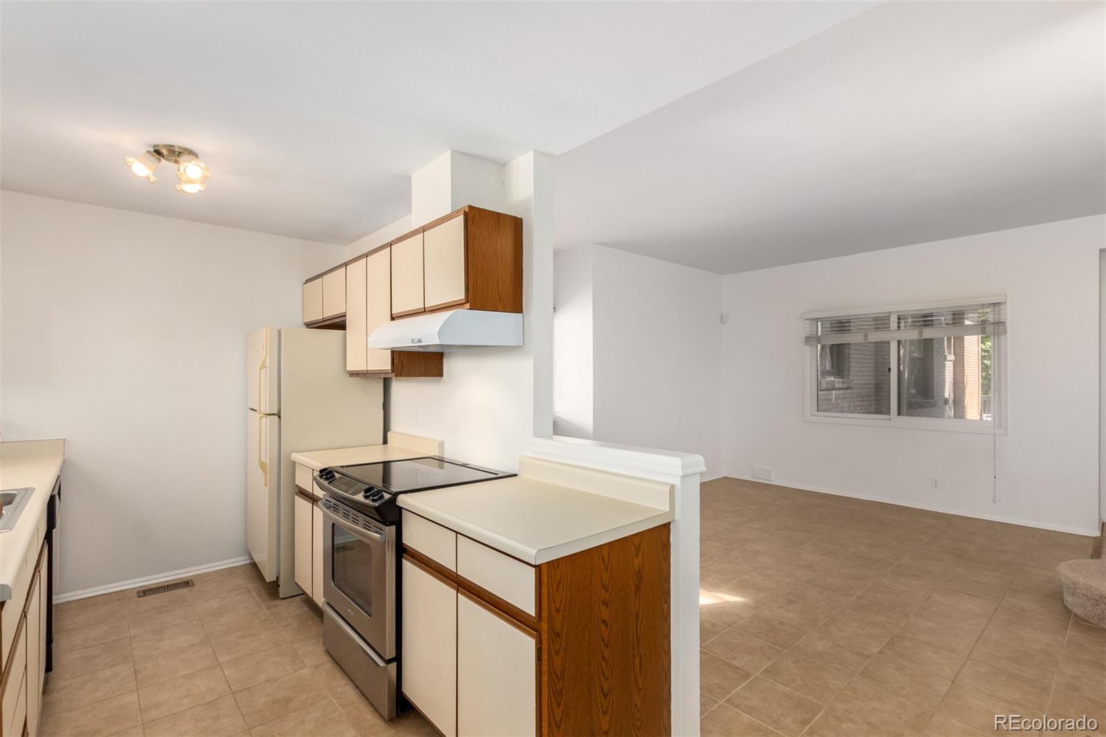 MLS Image #19 for 515  cook street,denver, Colorado