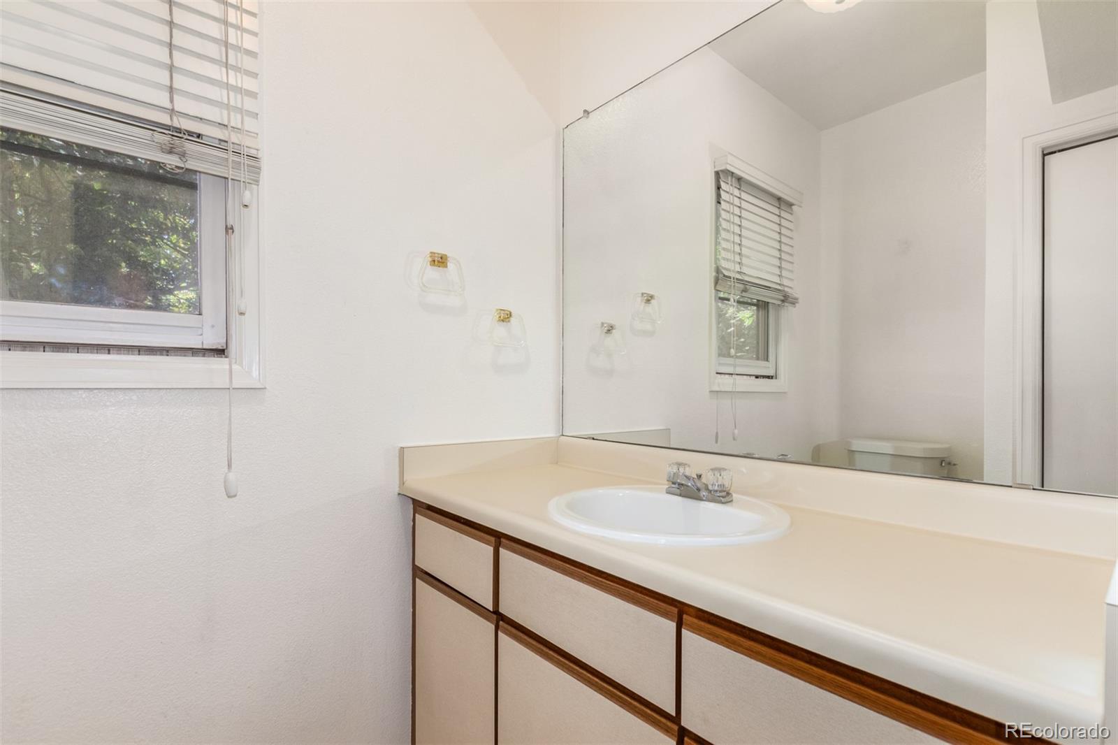 MLS Image #23 for 515  cook street,denver, Colorado