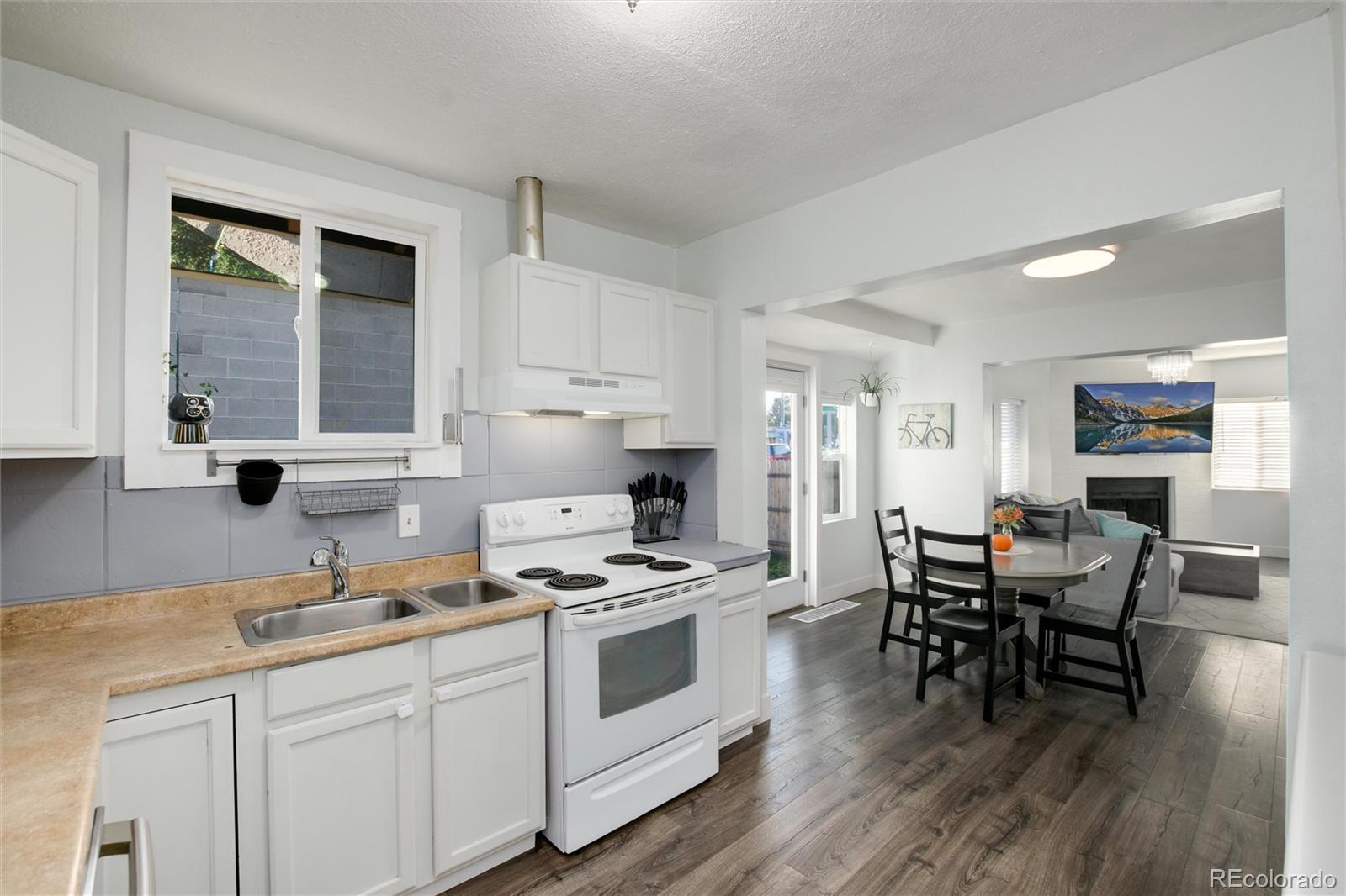 MLS Image #18 for 114  knox court,denver, Colorado