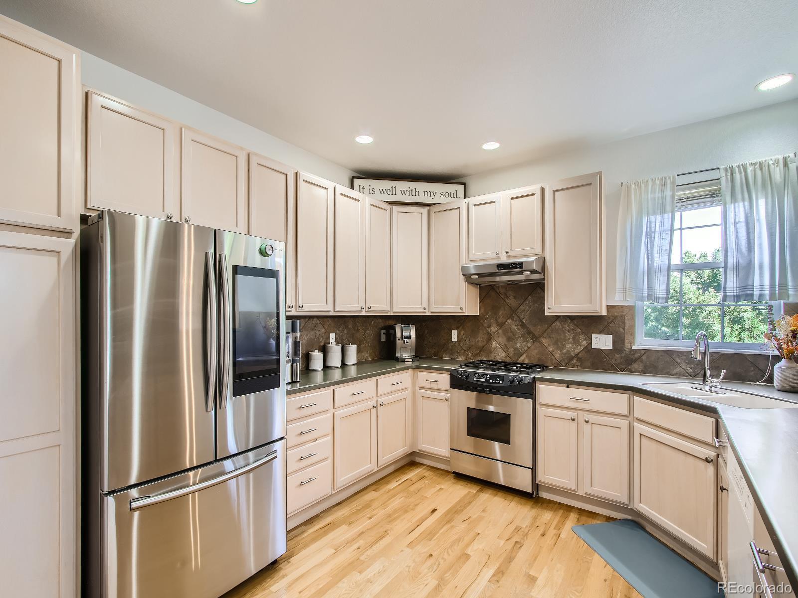 MLS Image #6 for 16916 w 63rd drive,arvada, Colorado