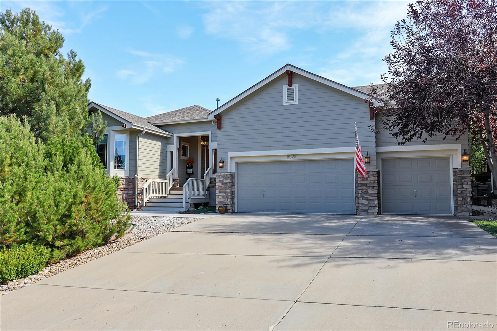 MLS Image #1 for 8528  winter berry drive,castle pines, Colorado