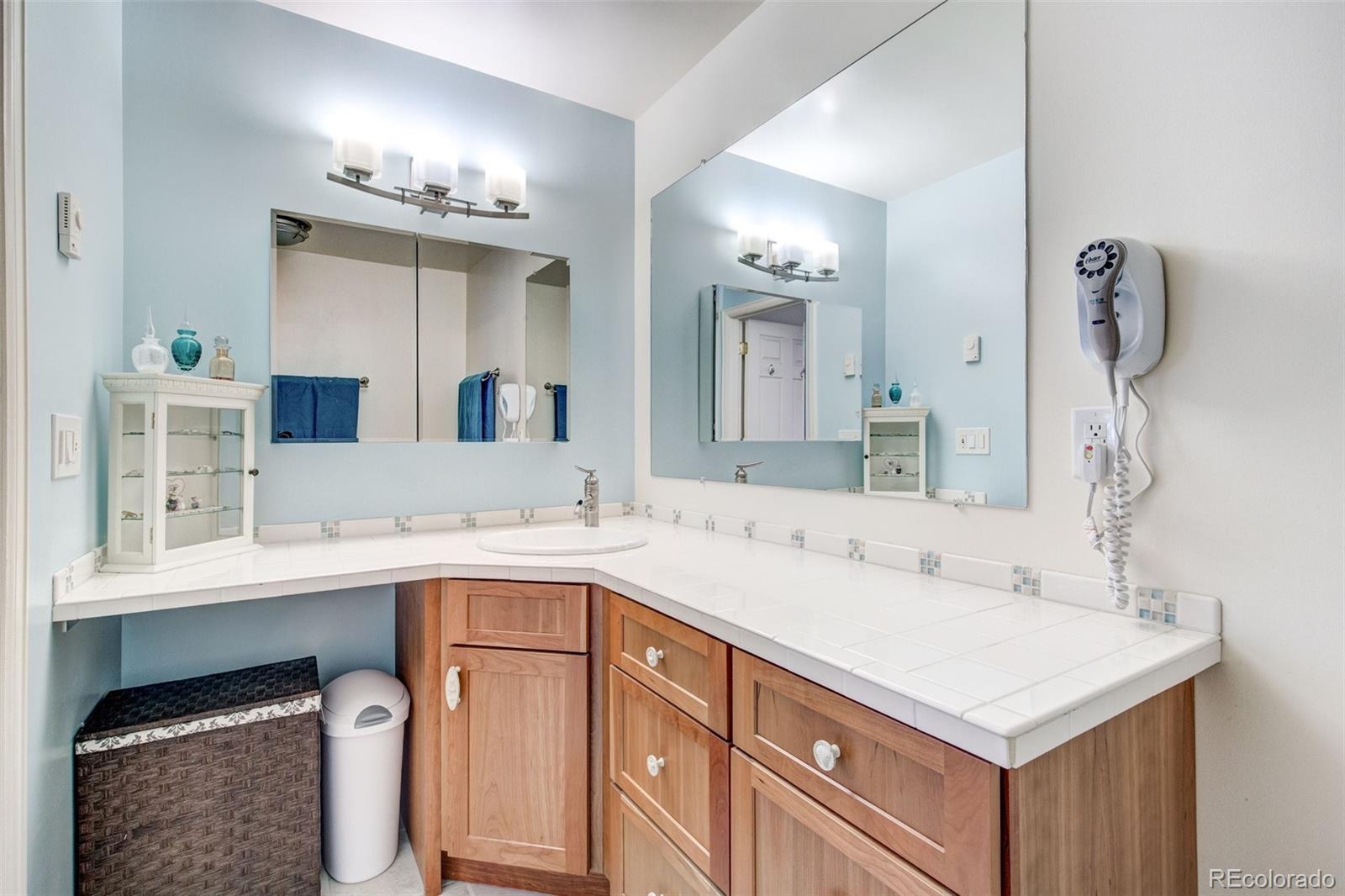 MLS Image #18 for 13711 e marina drive b,aurora, Colorado