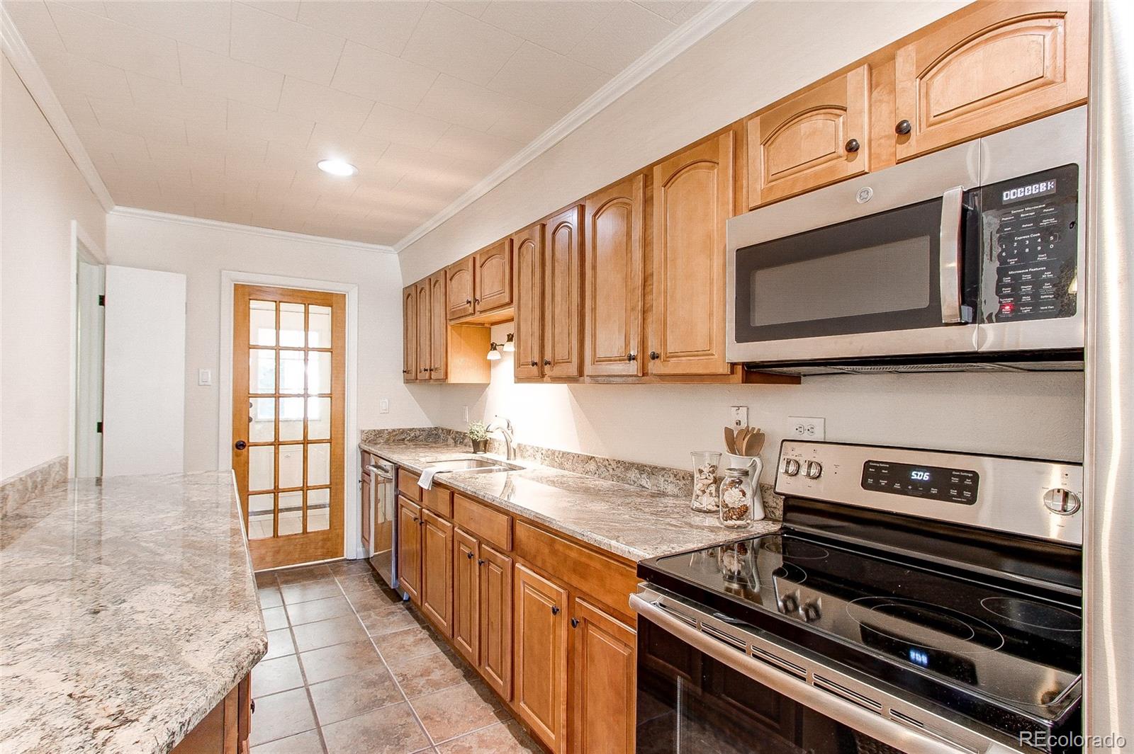 MLS Image #9 for 3369 s flamingo way,denver, Colorado