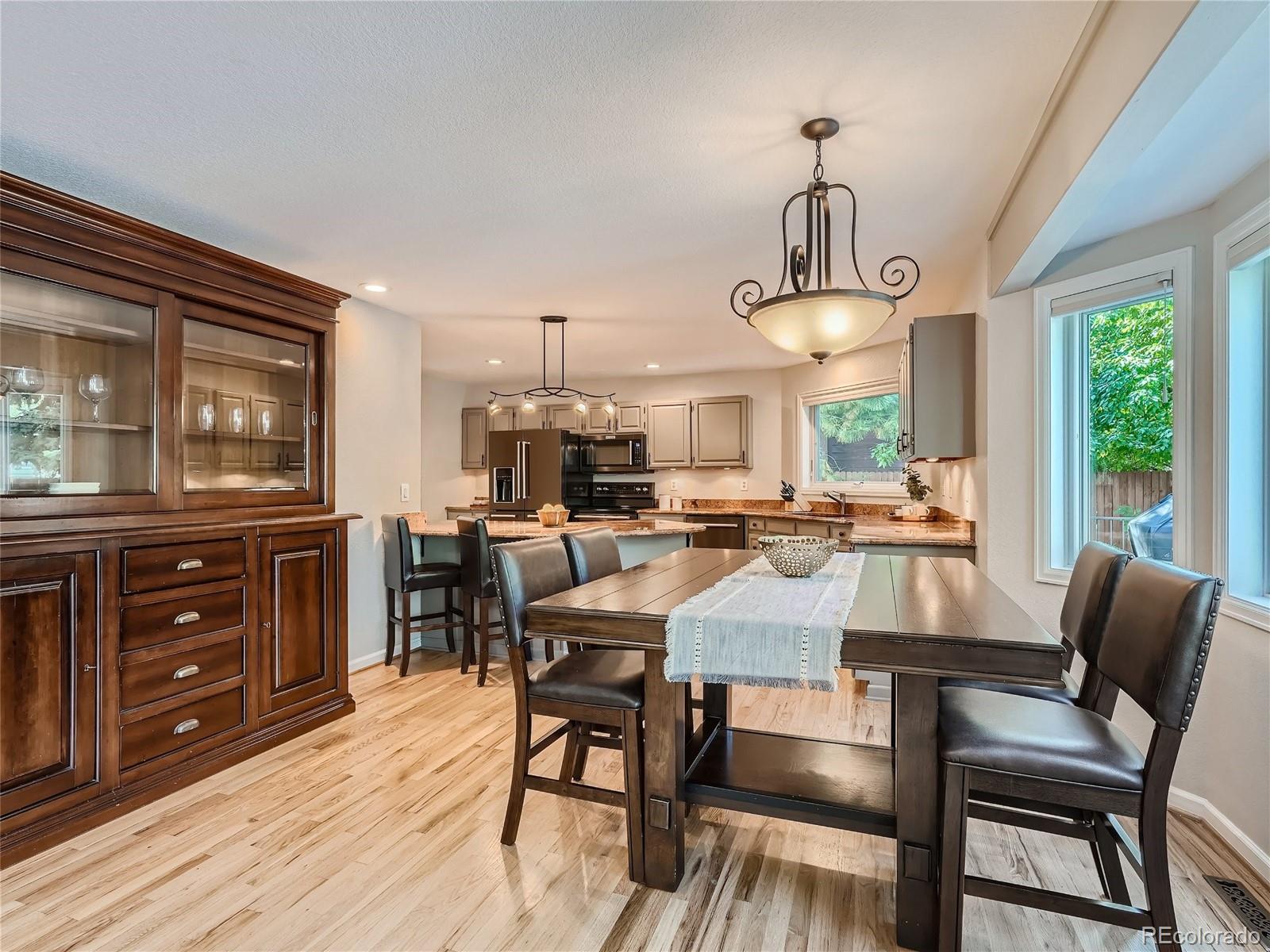MLS Image #4 for 939 w alder street,louisville, Colorado
