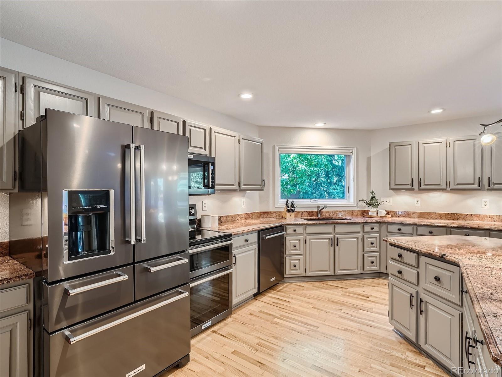 MLS Image #6 for 939 w alder street,louisville, Colorado