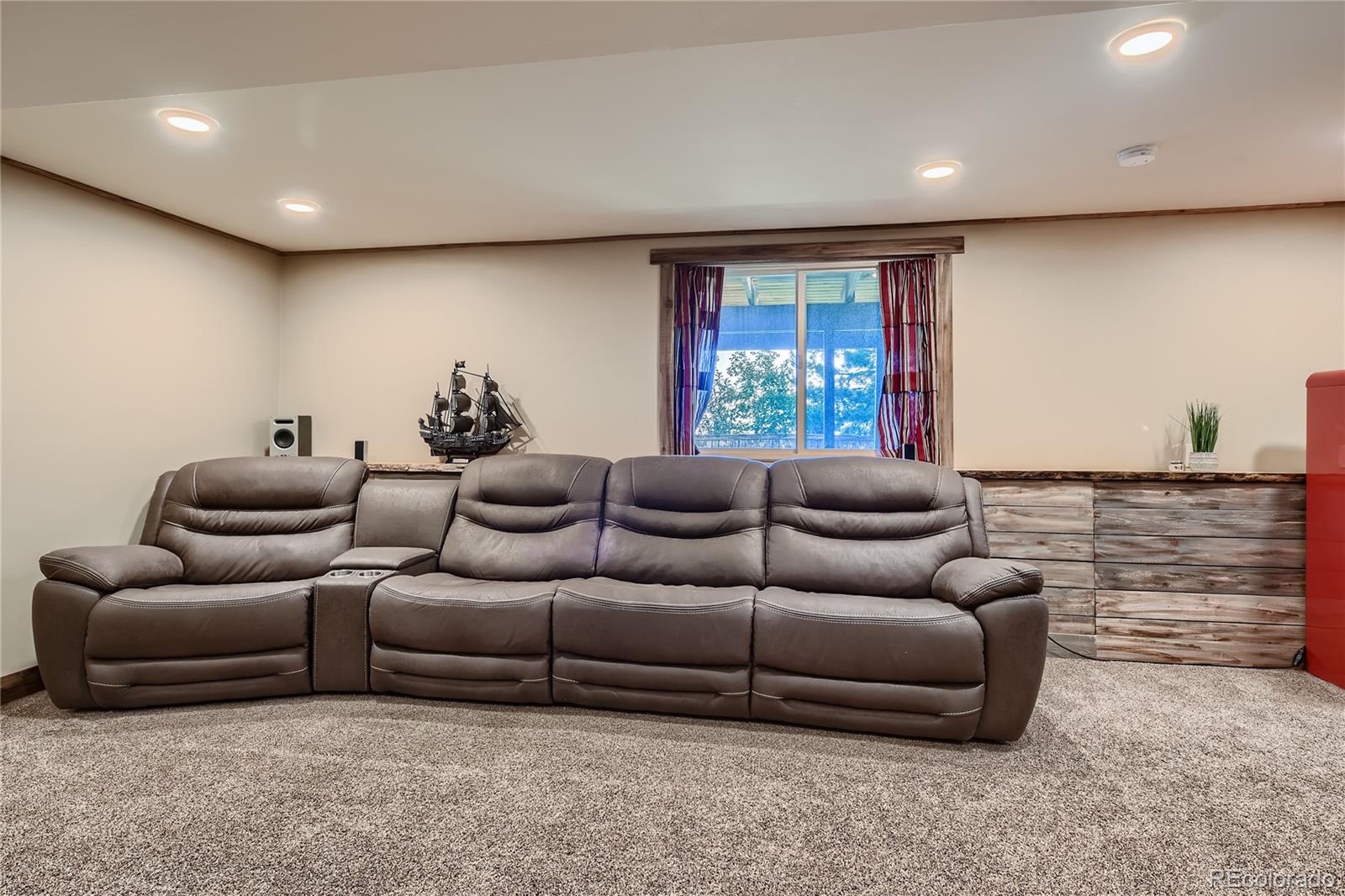 MLS Image #27 for 527  southpark road,highlands ranch, Colorado