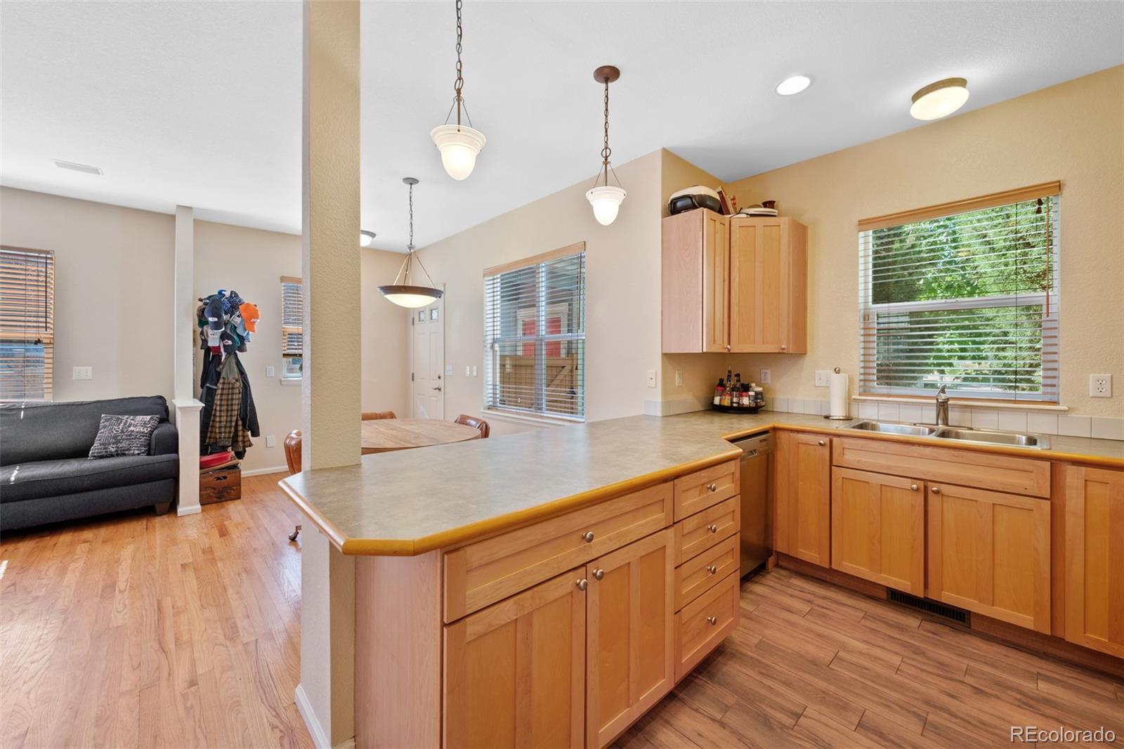 MLS Image #7 for 4450 w 37th avenue,denver, Colorado