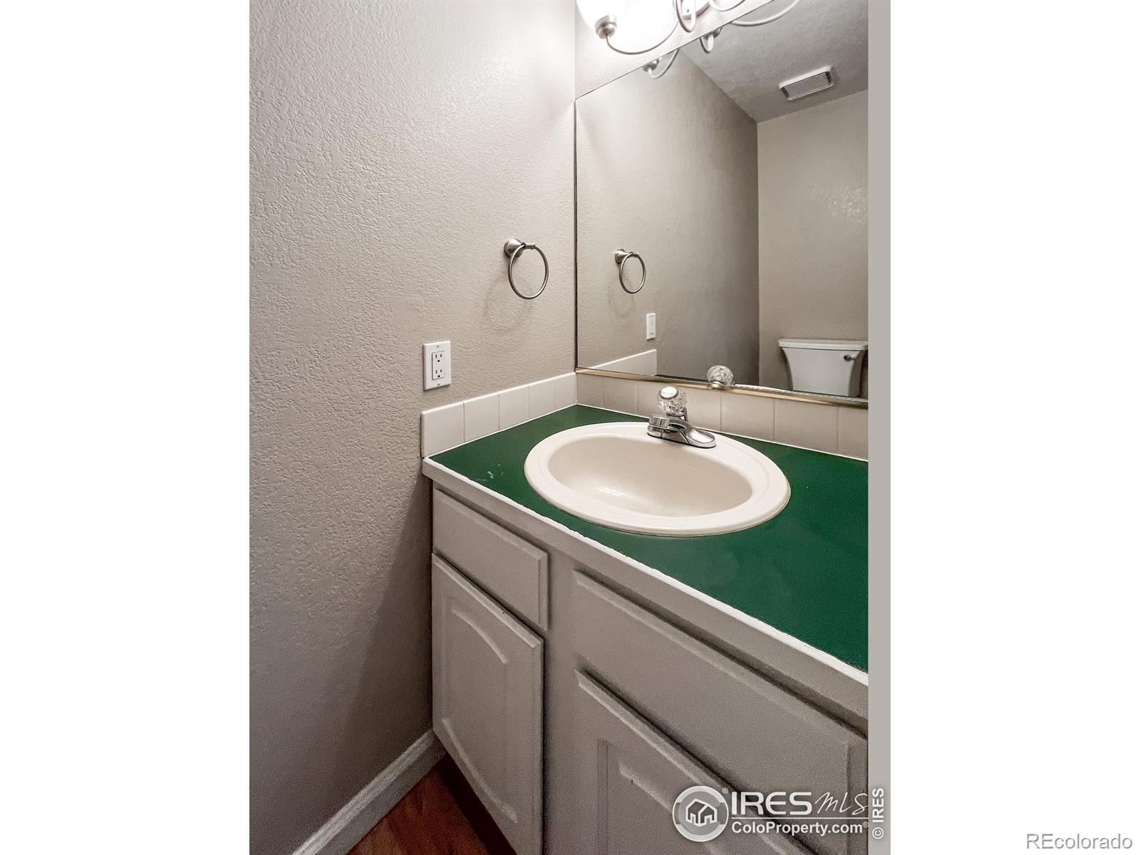 MLS Image #15 for 1514  linden street,longmont, Colorado