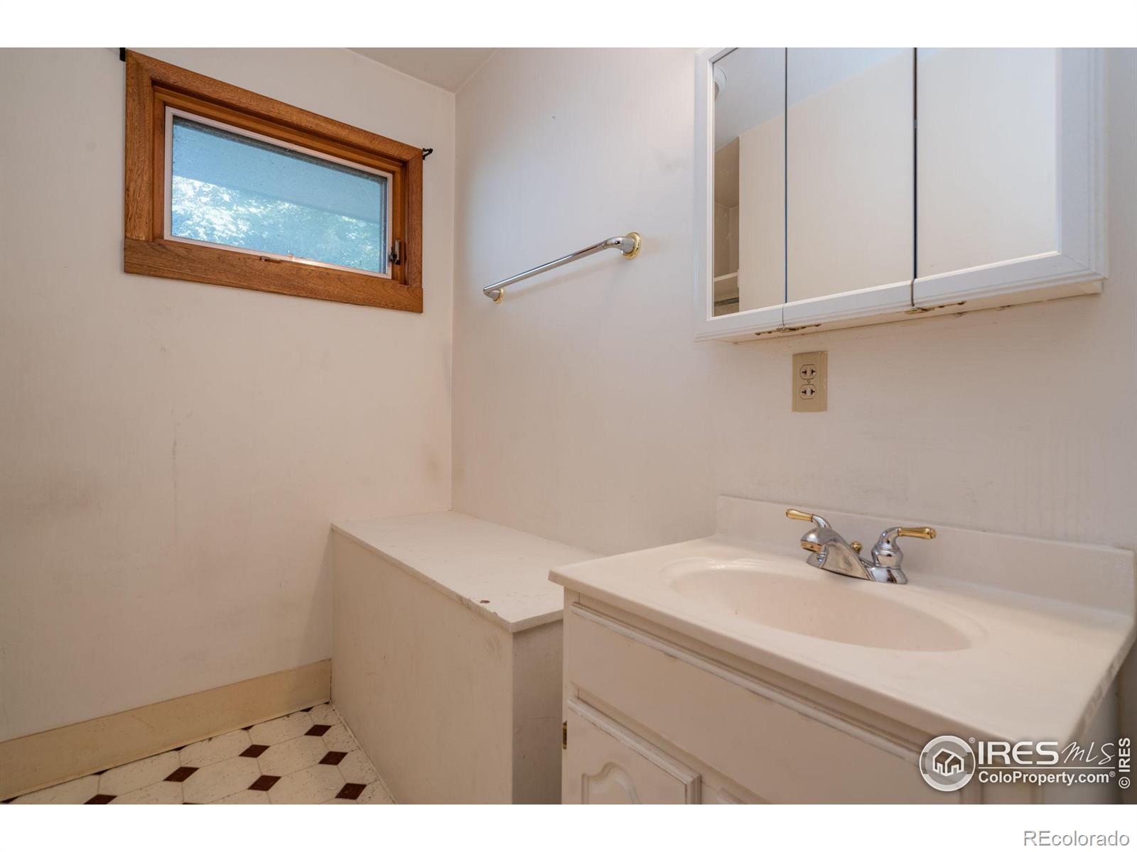 MLS Image #9 for 1222 e broadmoor drive,loveland, Colorado