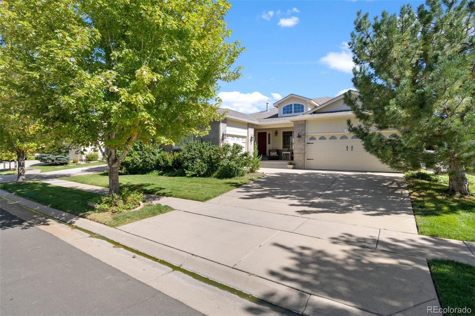 MLS Image #3 for 1540 s de gaulle circle,aurora, Colorado