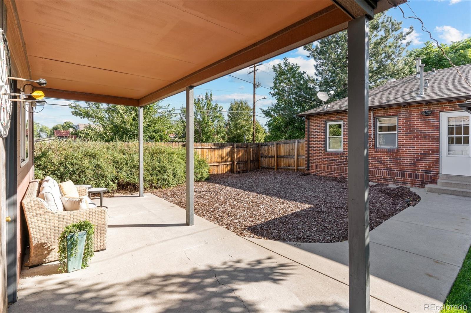 MLS Image #17 for 701 s bryant street,denver, Colorado