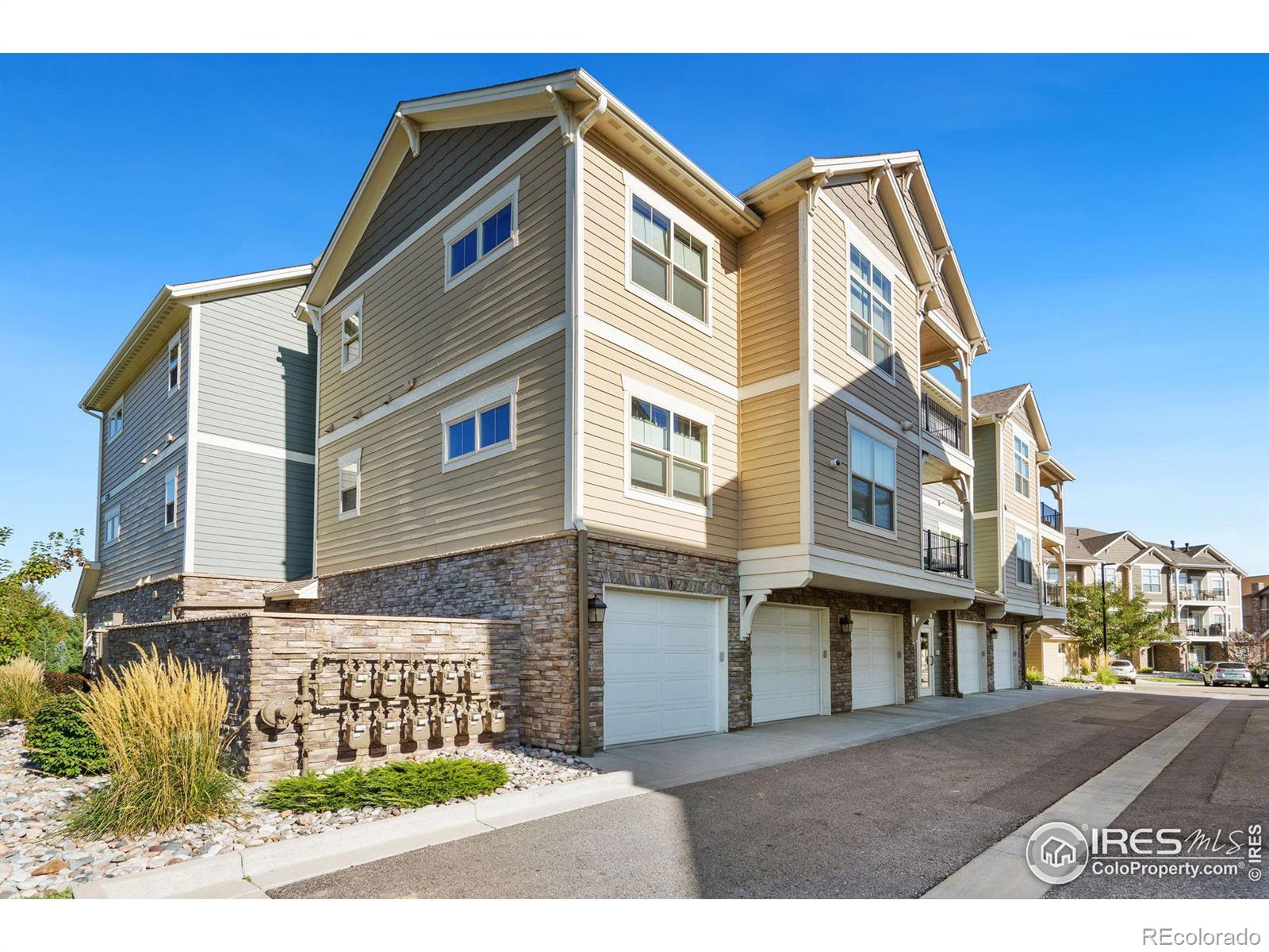 MLS Image #13 for 4662  hahns peak drive,loveland, Colorado