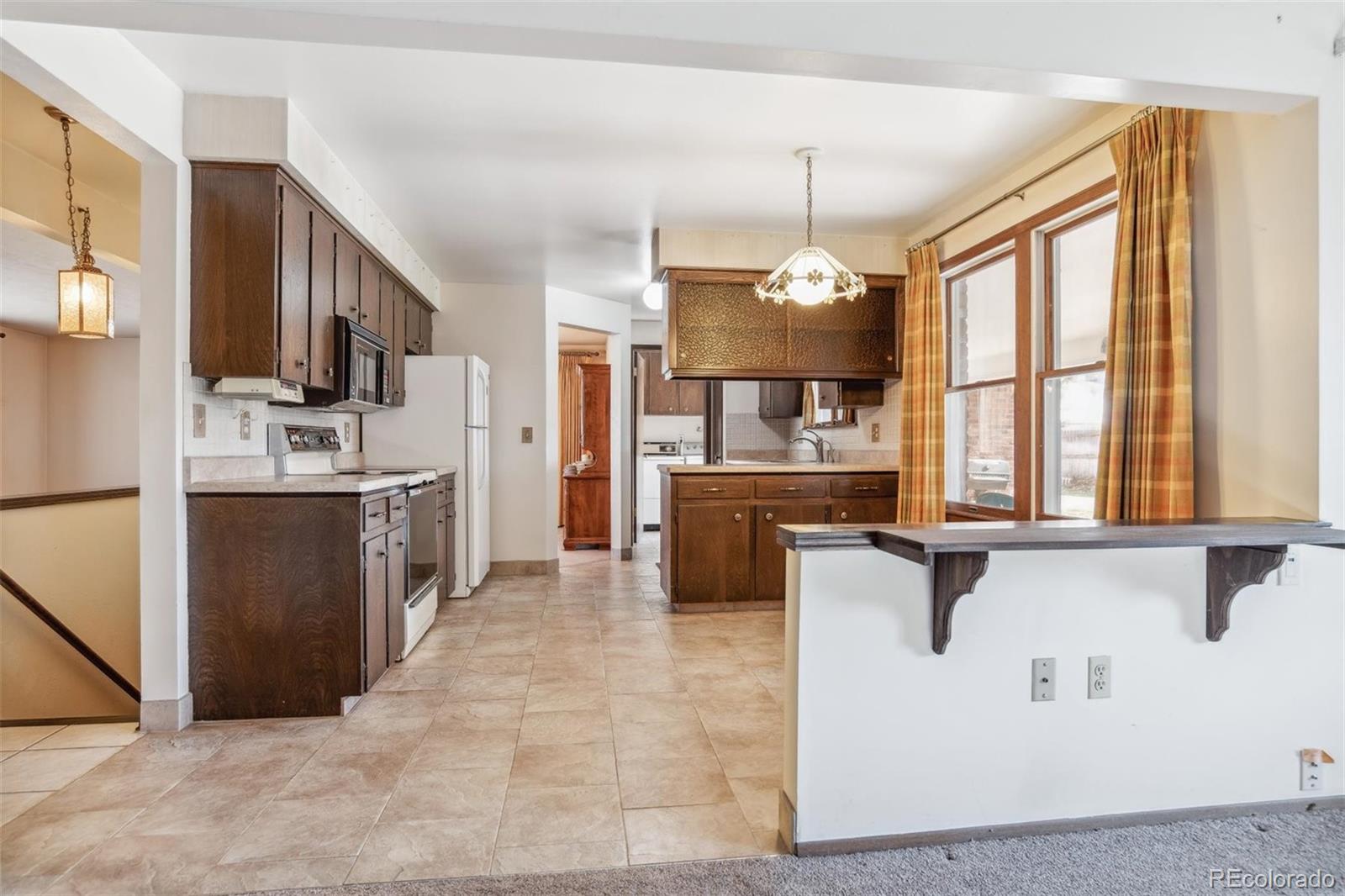 MLS Image #10 for 731 s fulton street,denver, Colorado