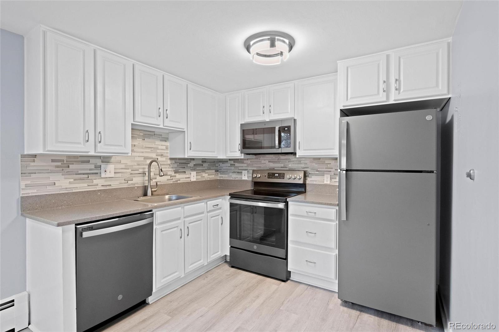 MLS Image #2 for 925 e 8th avenue 10,denver, Colorado