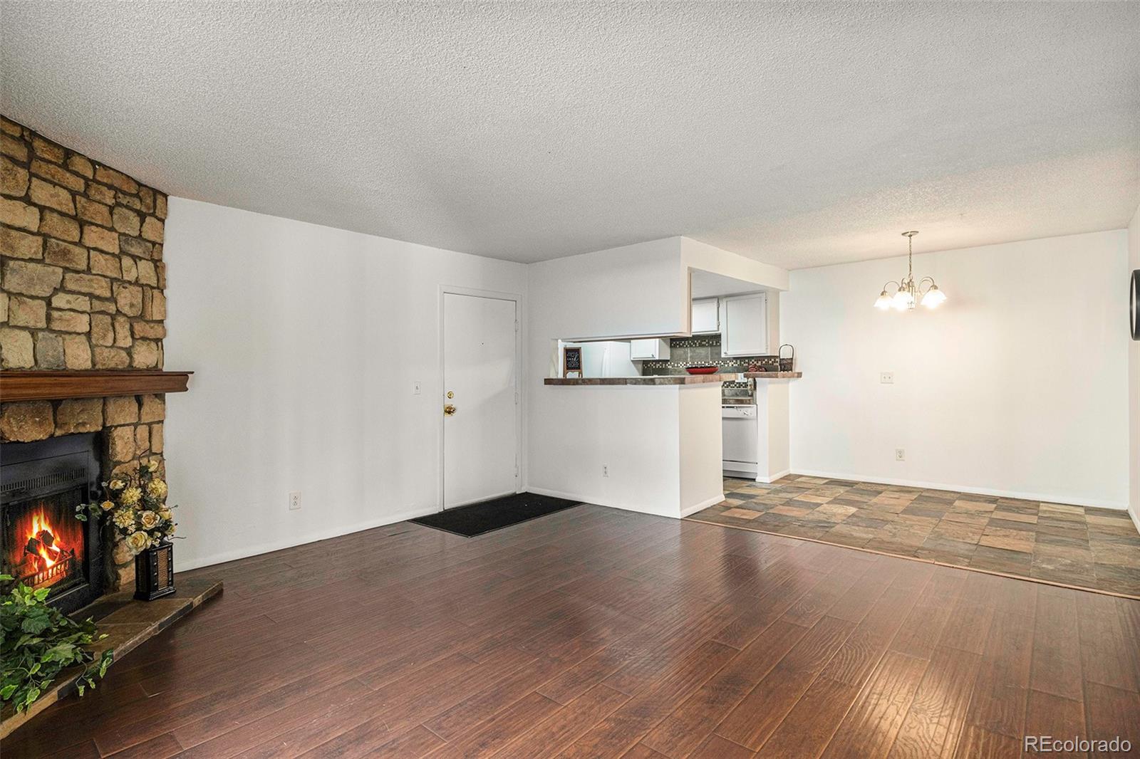 MLS Image #2 for 18073 e ohio avenue,aurora, Colorado