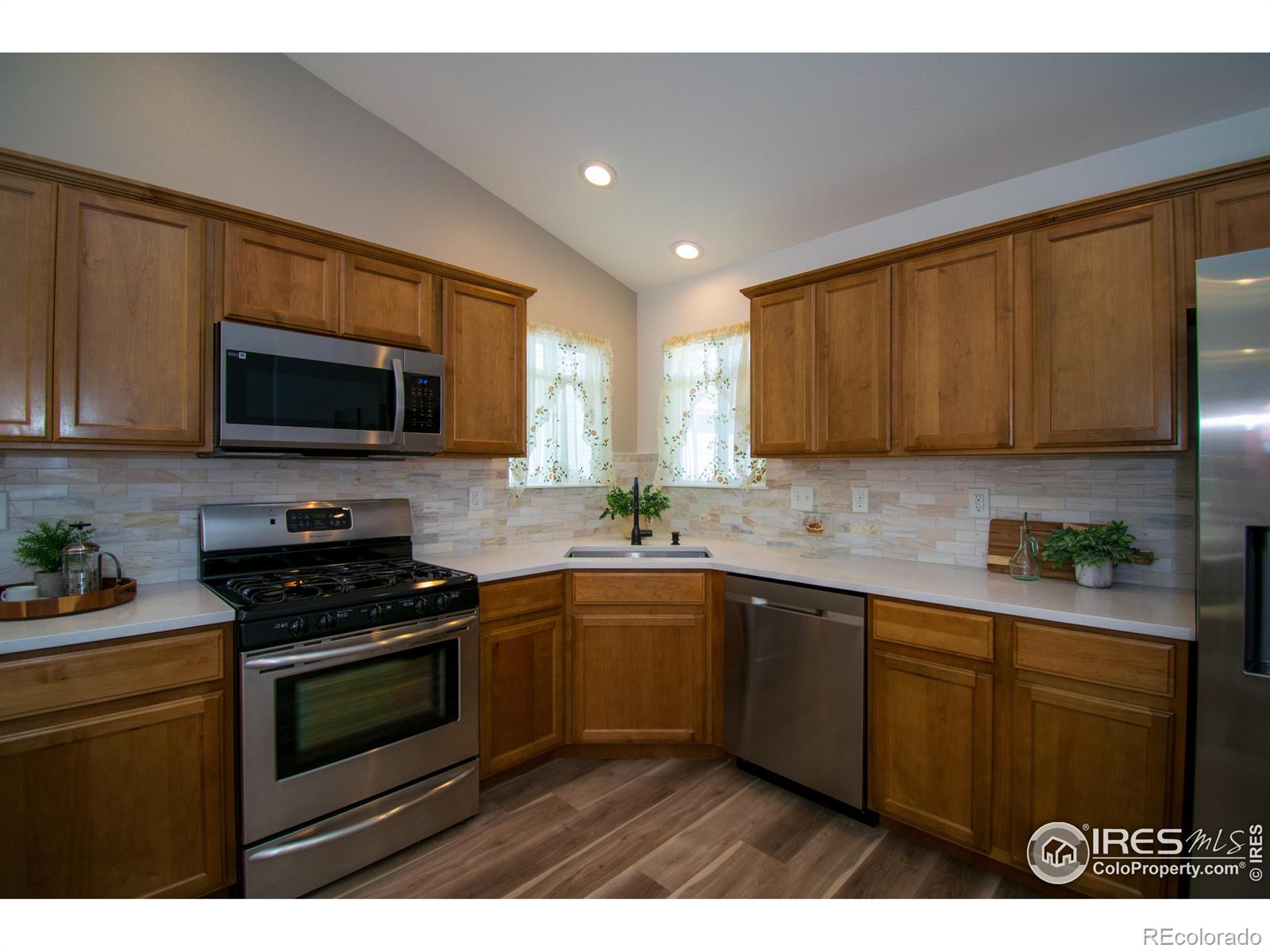 MLS Image #12 for 1853  sagittarius drive,loveland, Colorado