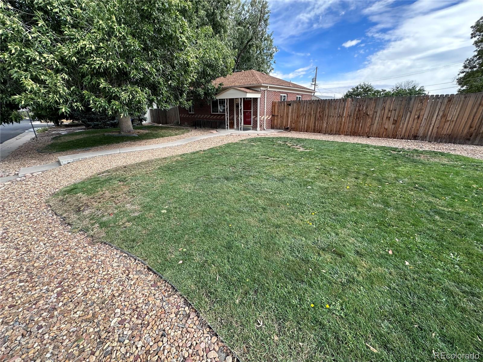 MLS Image #2 for 506 s quieto way,denver, Colorado