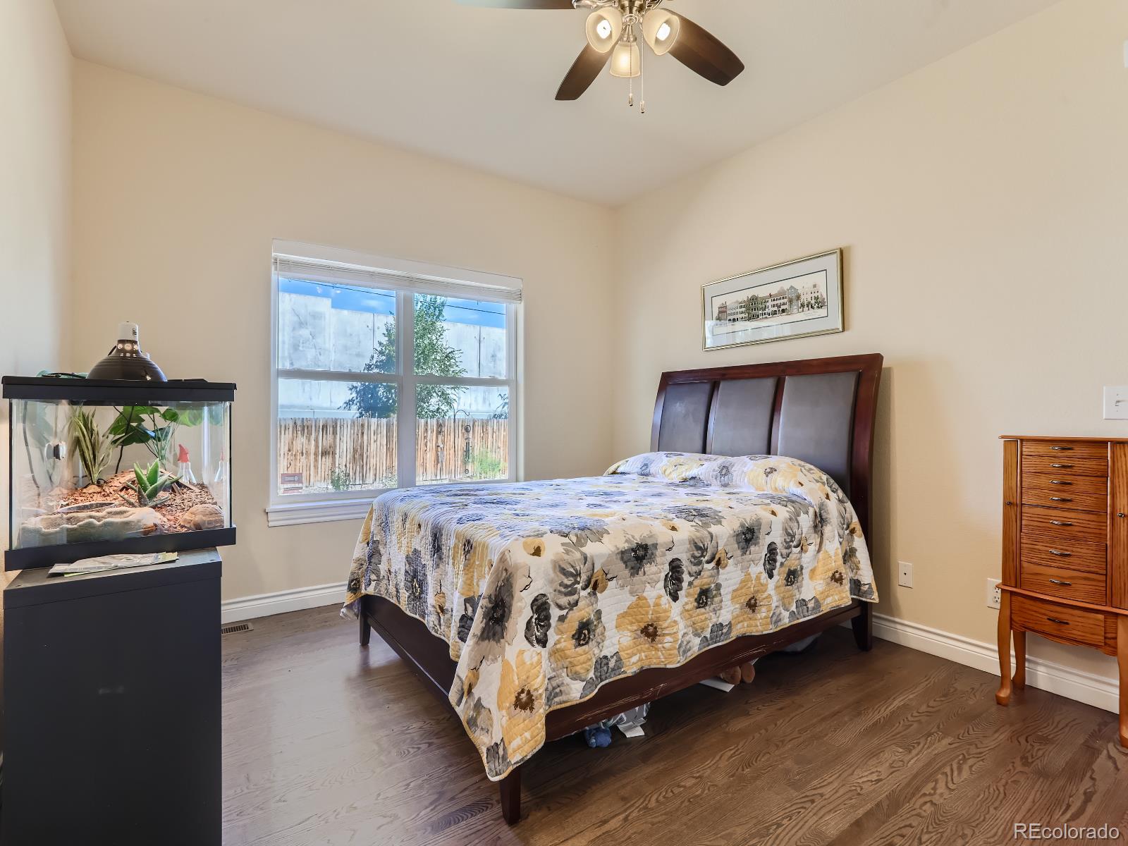 MLS Image #5 for 2934 s grape way,denver, Colorado