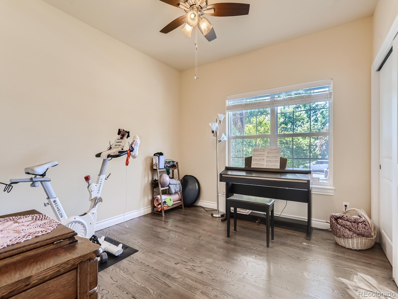 MLS Image #8 for 2934 s grape way,denver, Colorado