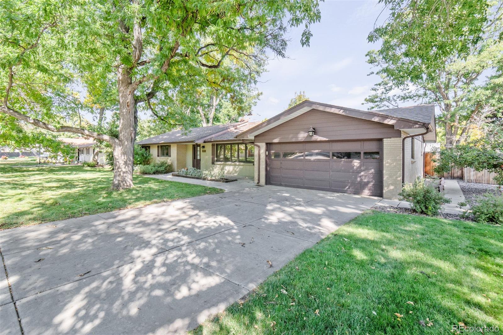 CMA Image for 2040  Newcombe Drive,Lakewood, Colorado