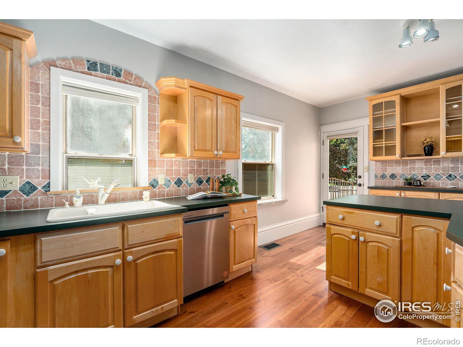 MLS Image #18 for 500 n grant avenue,loveland, Colorado