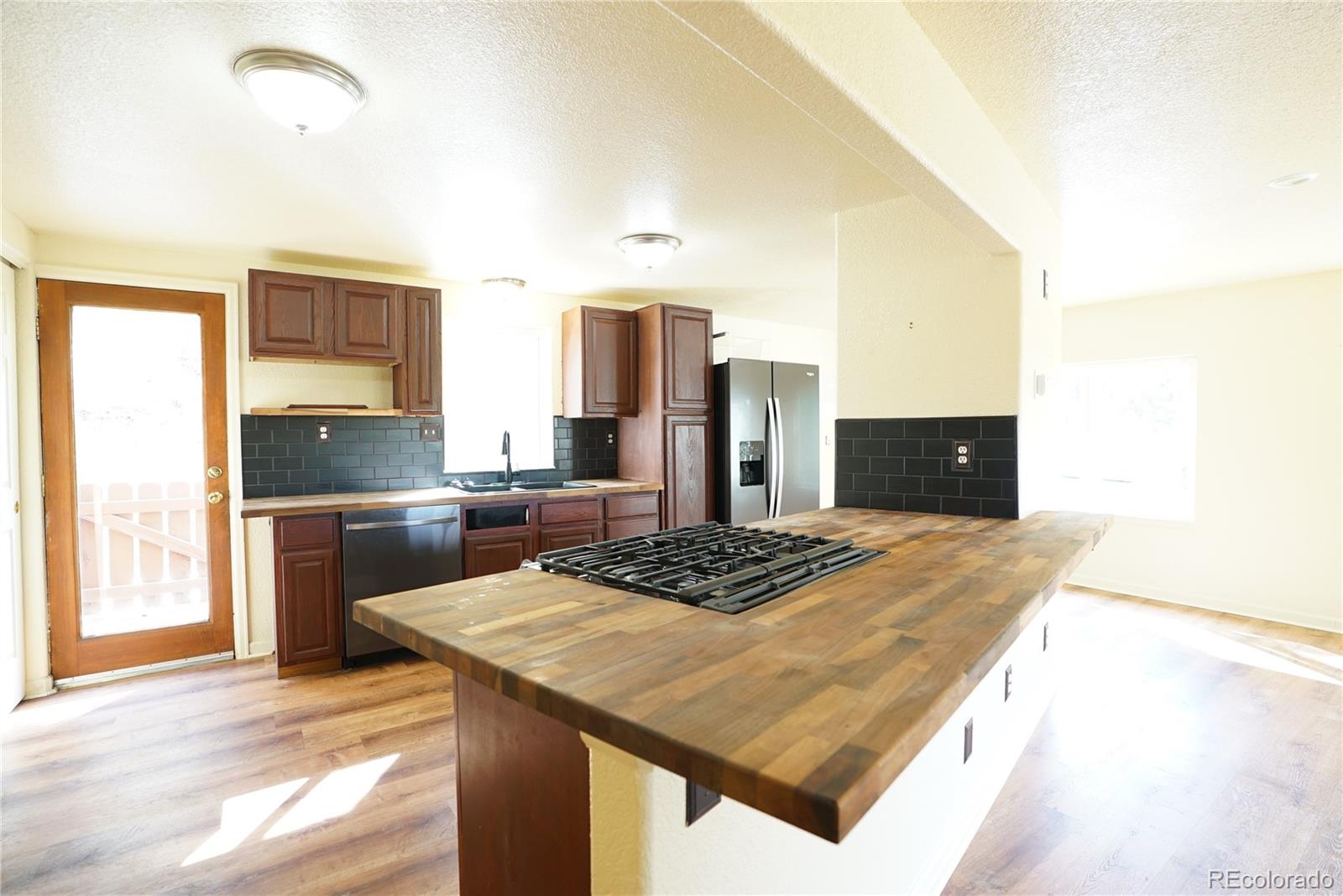 MLS Image #3 for 718  quakie way,bailey, Colorado