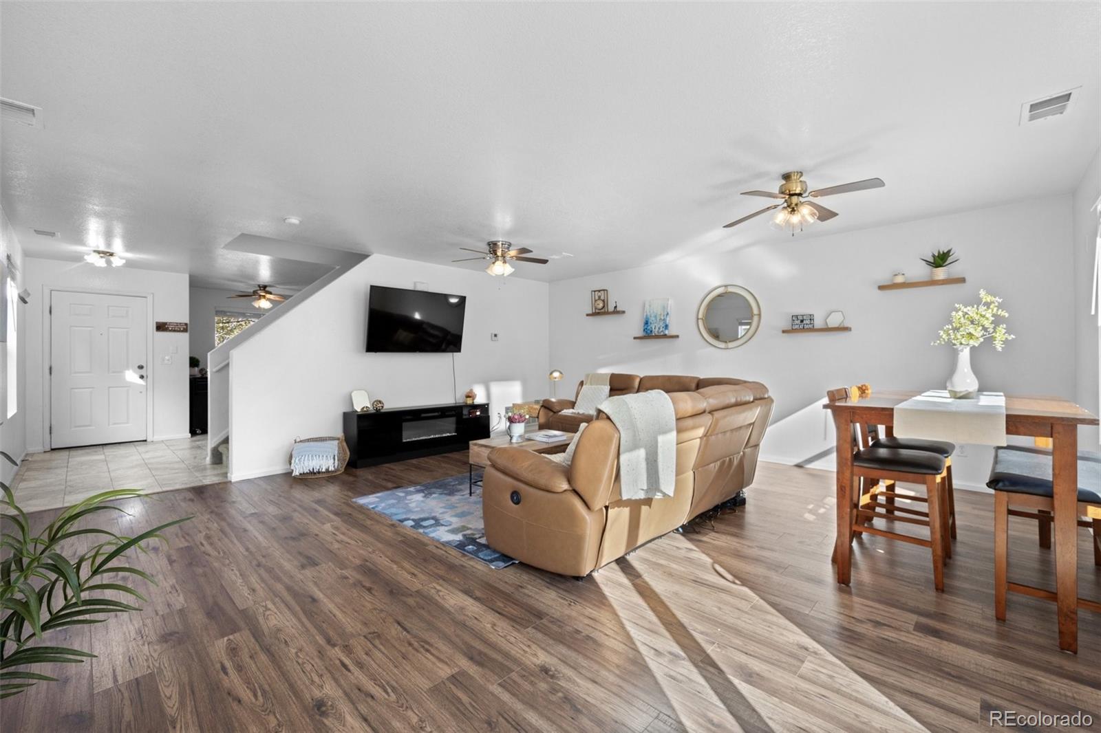 MLS Image #3 for 828  mockingbird lane ,brighton, Colorado