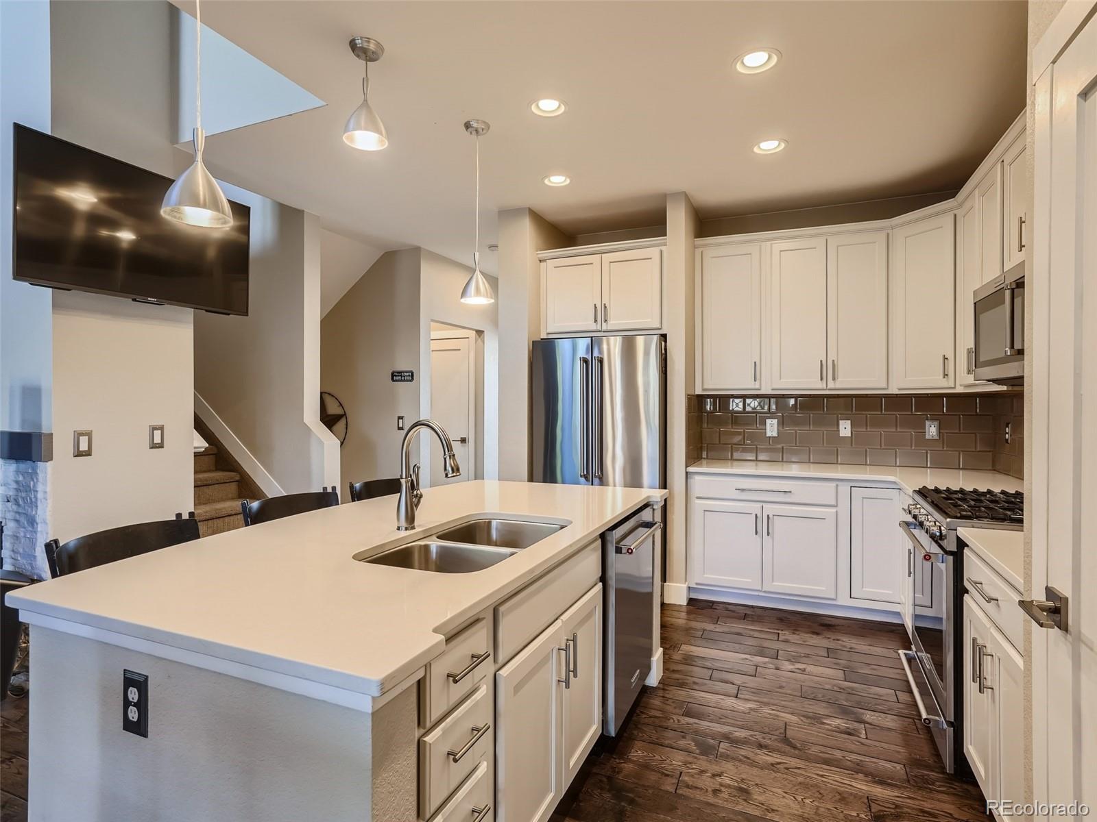 MLS Image #9 for 9835 w hinsdale place,littleton, Colorado