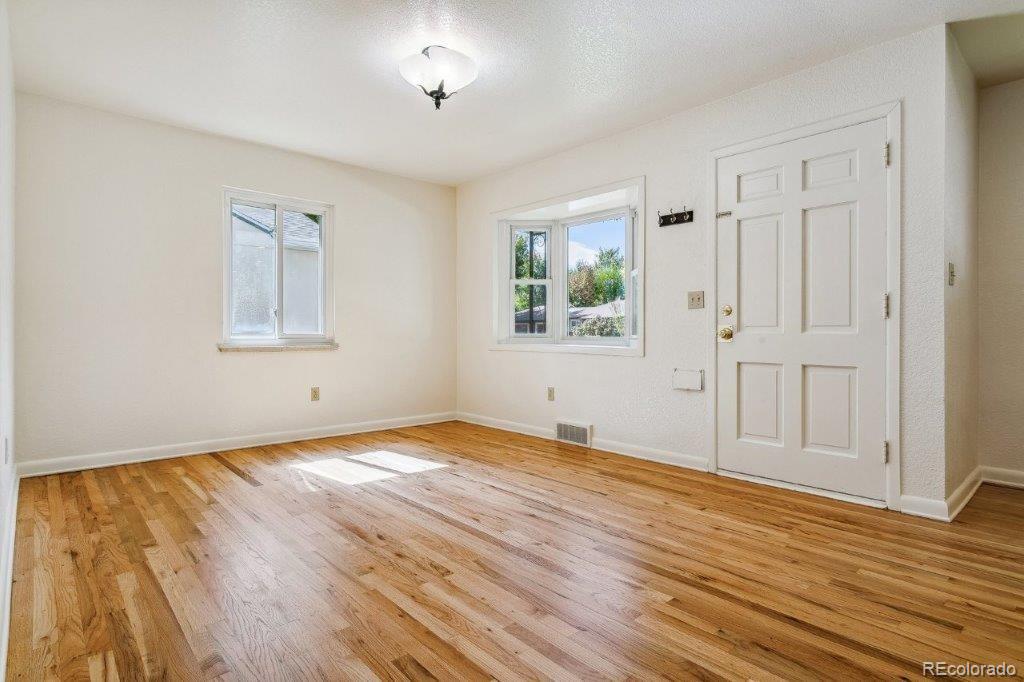 MLS Image #2 for 2824 s jackson street,denver, Colorado