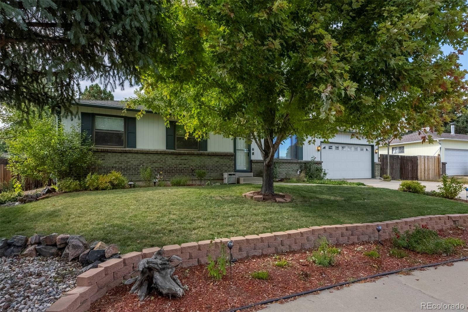 MLS Image #2 for 7183  vivian court,arvada, Colorado