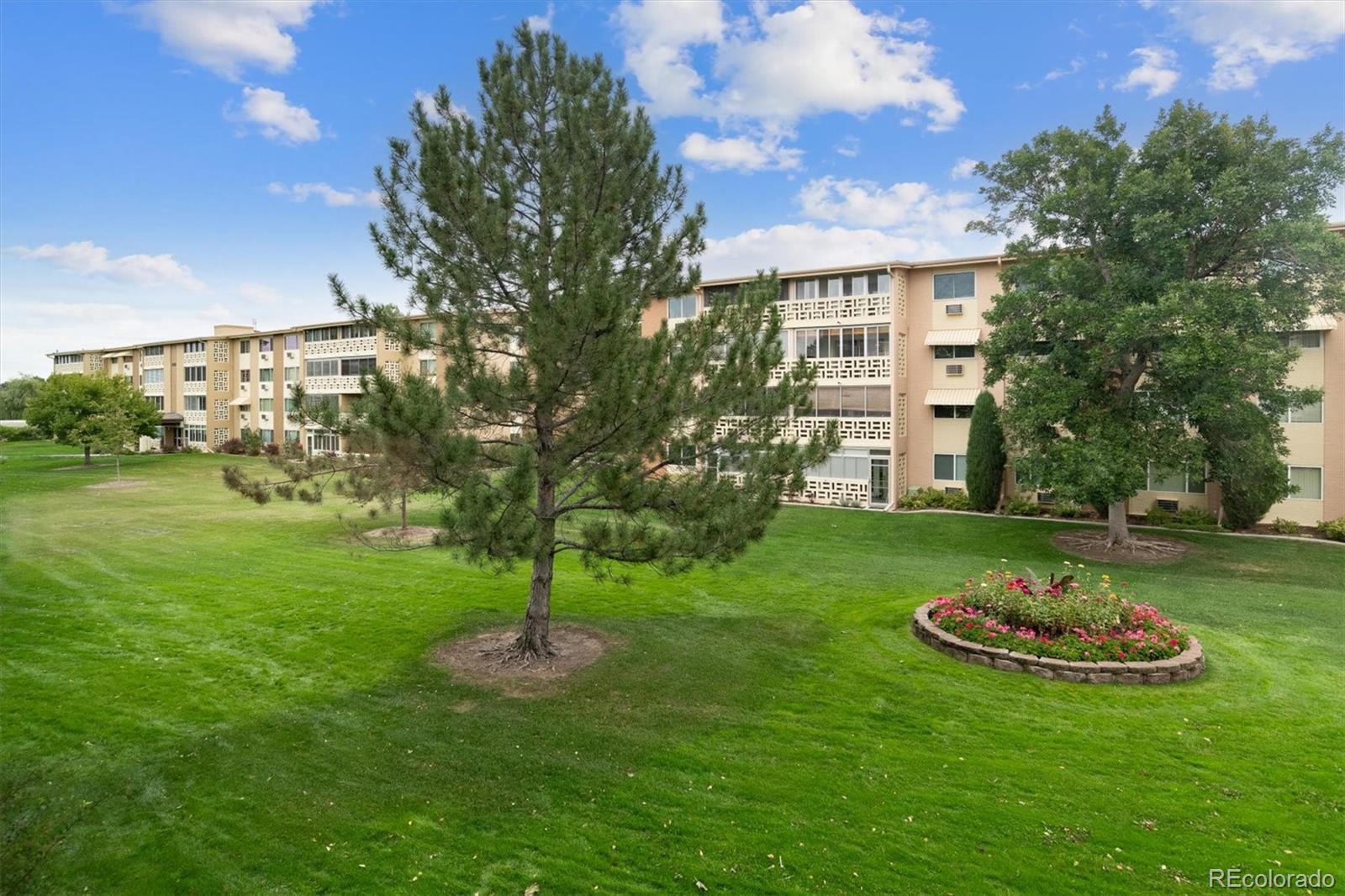 MLS Image #17 for 700 s alton way,denver, Colorado