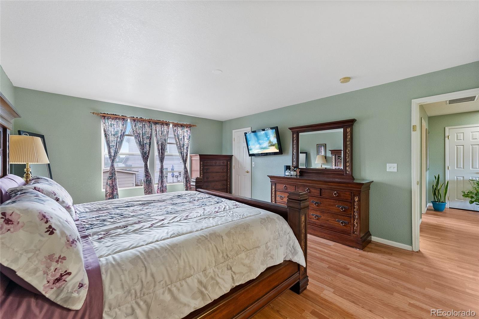 MLS Image #13 for 414 e 77th place,thornton, Colorado