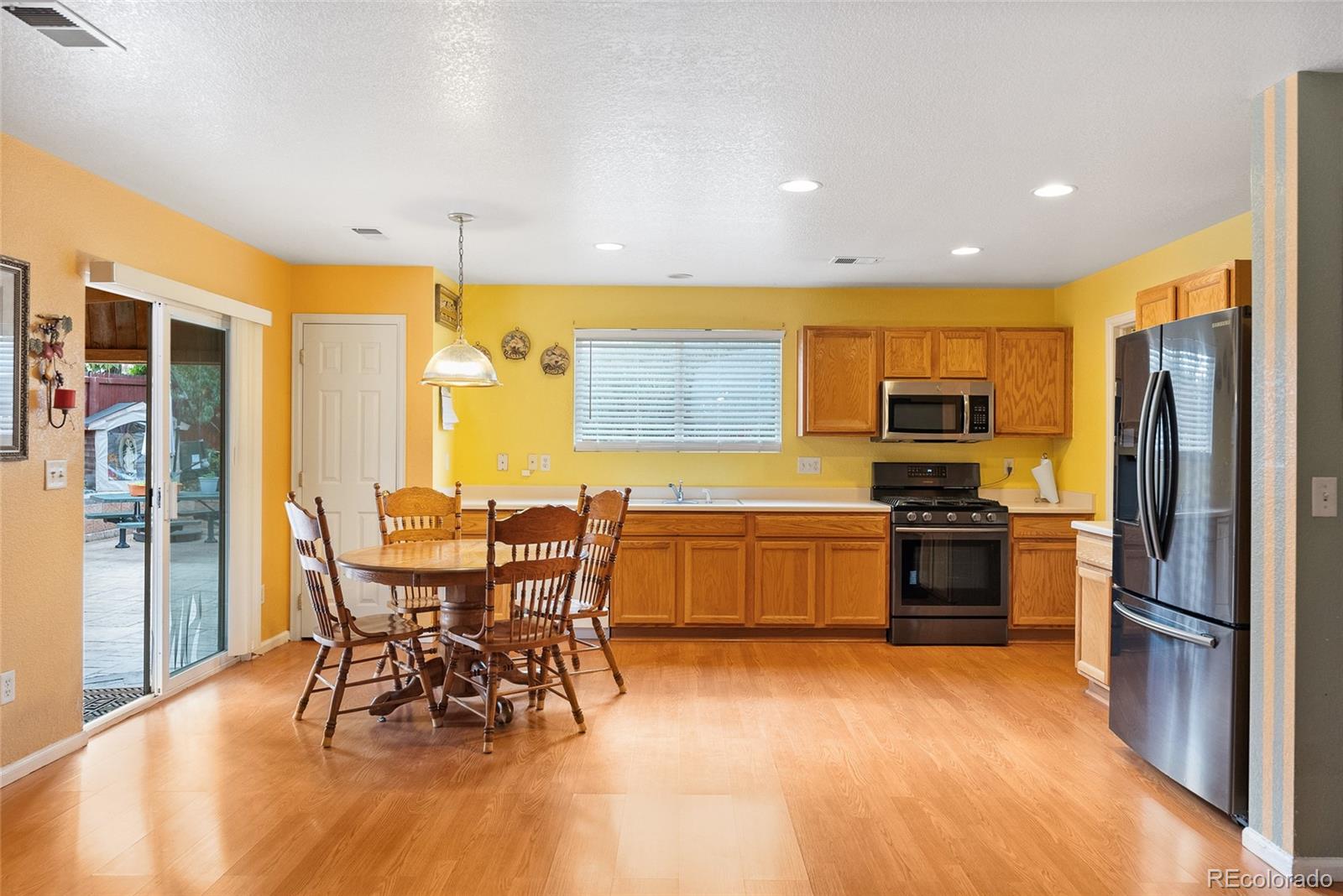 MLS Image #9 for 414 e 77th place,thornton, Colorado