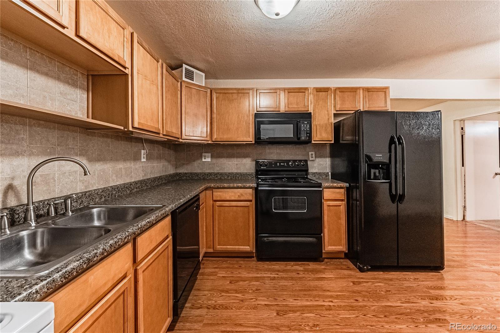 MLS Image #14 for 970  russell boulevard,thornton, Colorado