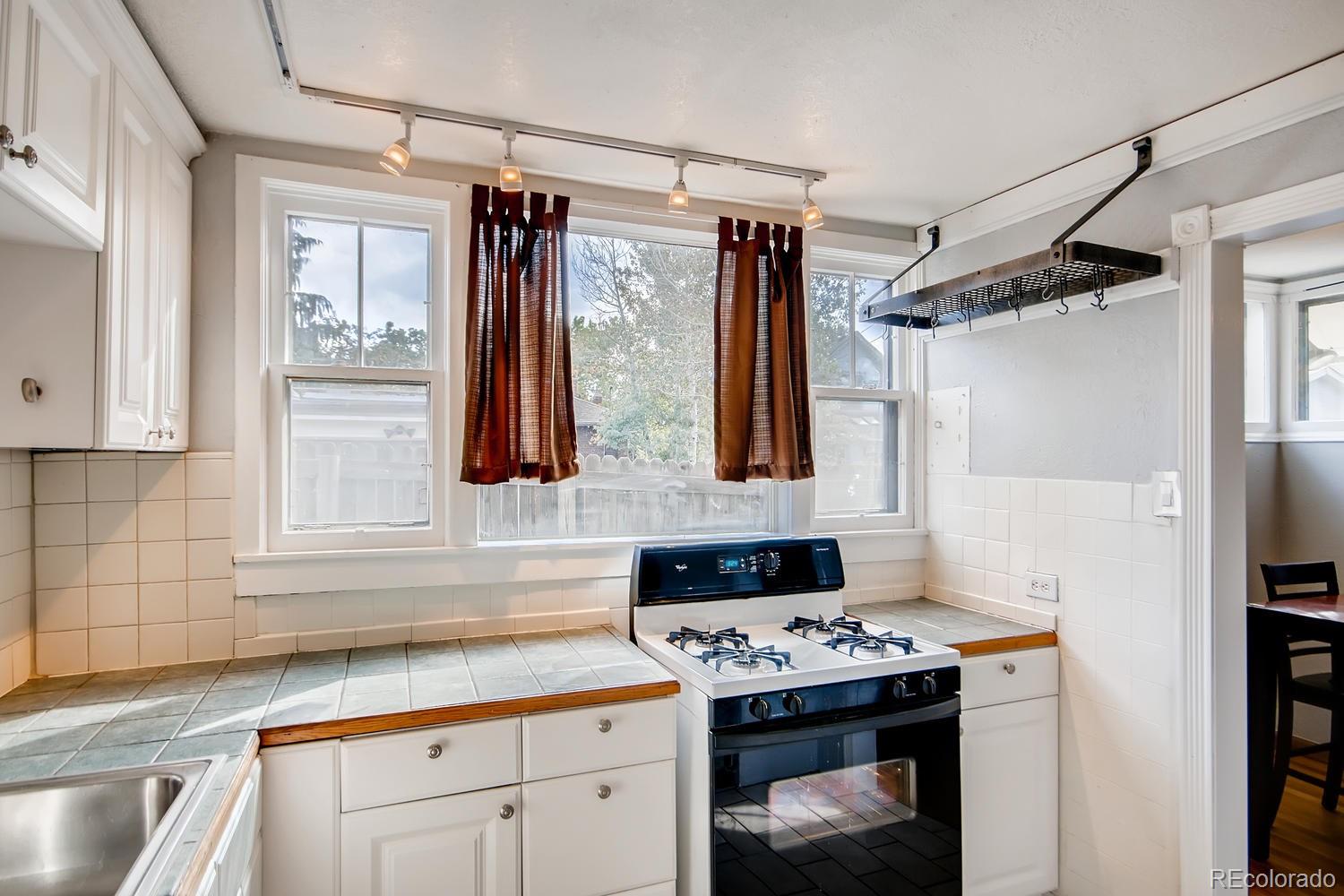 MLS Image #9 for 3070 w 35th avenue,denver, Colorado