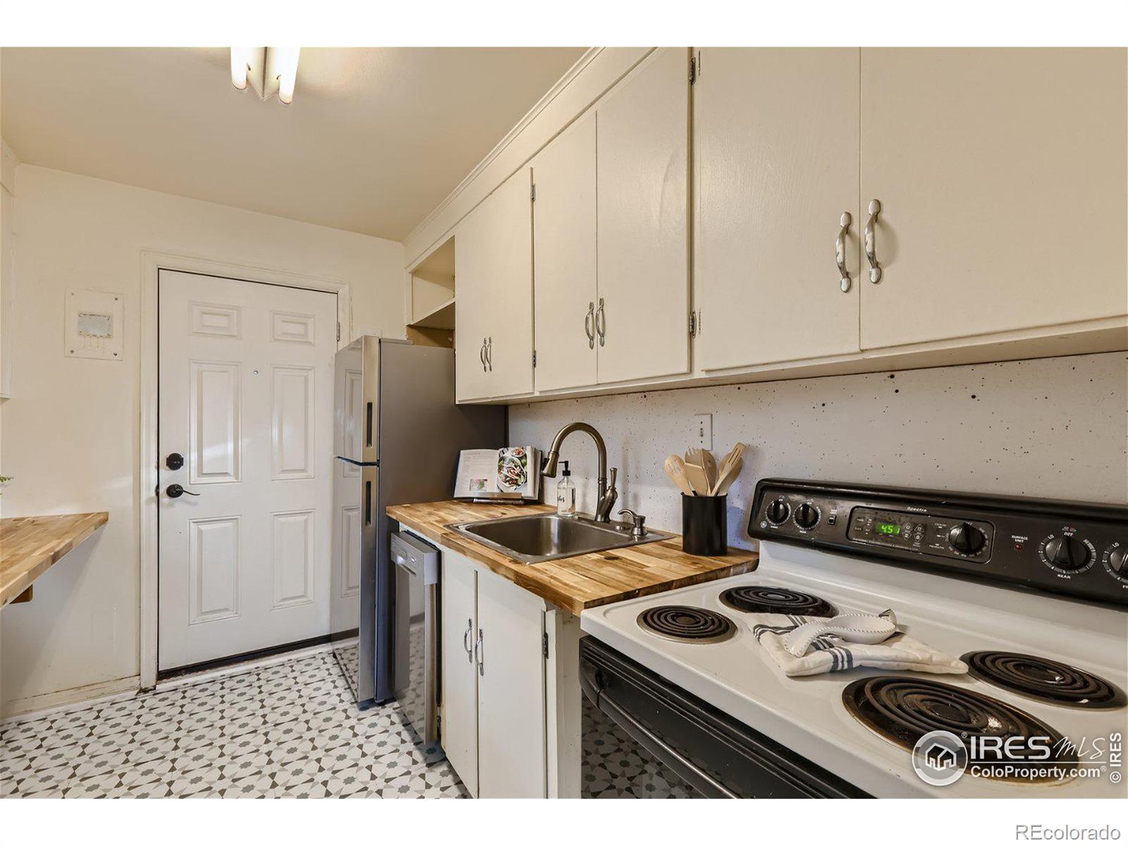 MLS Image #7 for 1216 w mulberry street,fort collins, Colorado