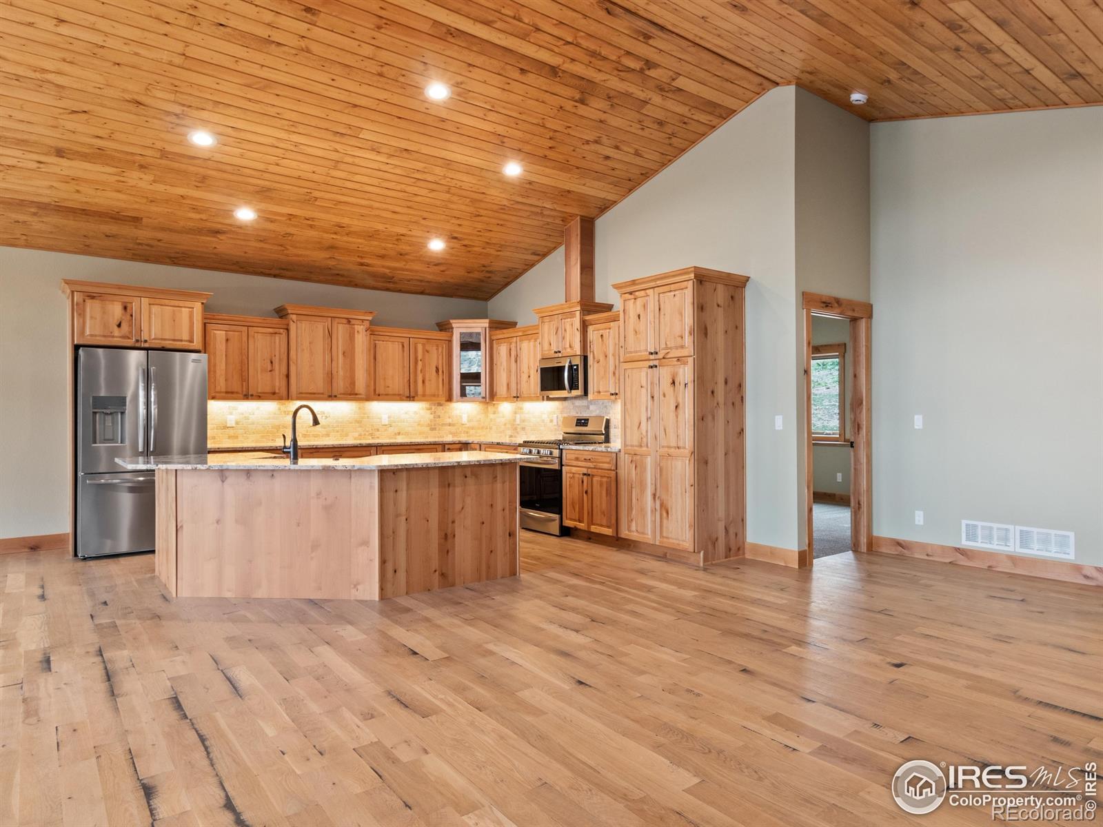 MLS Image #10 for 2081  arapaho road,estes park, Colorado