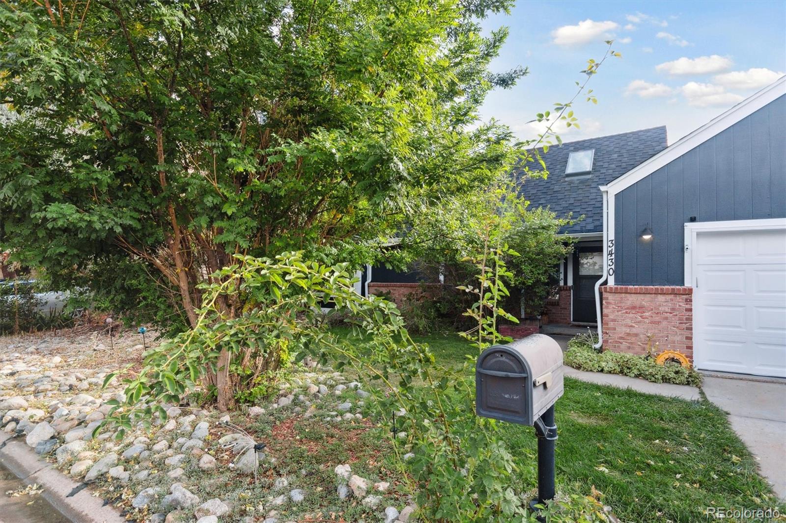 MLS Image #2 for 3430 s halifax way,aurora, Colorado