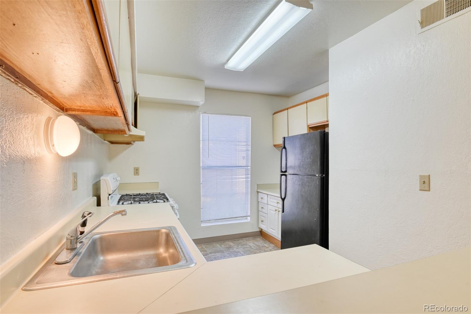 MLS Image #21 for 3425  rebecca lane,colorado springs, Colorado