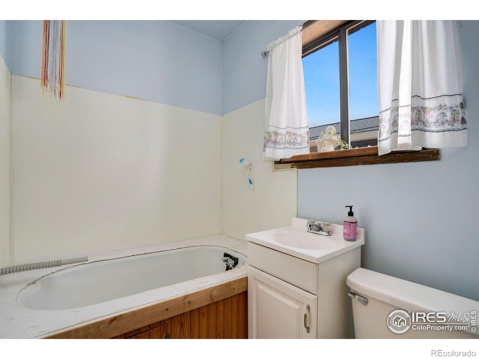 MLS Image #12 for 518  10th street,greeley, Colorado