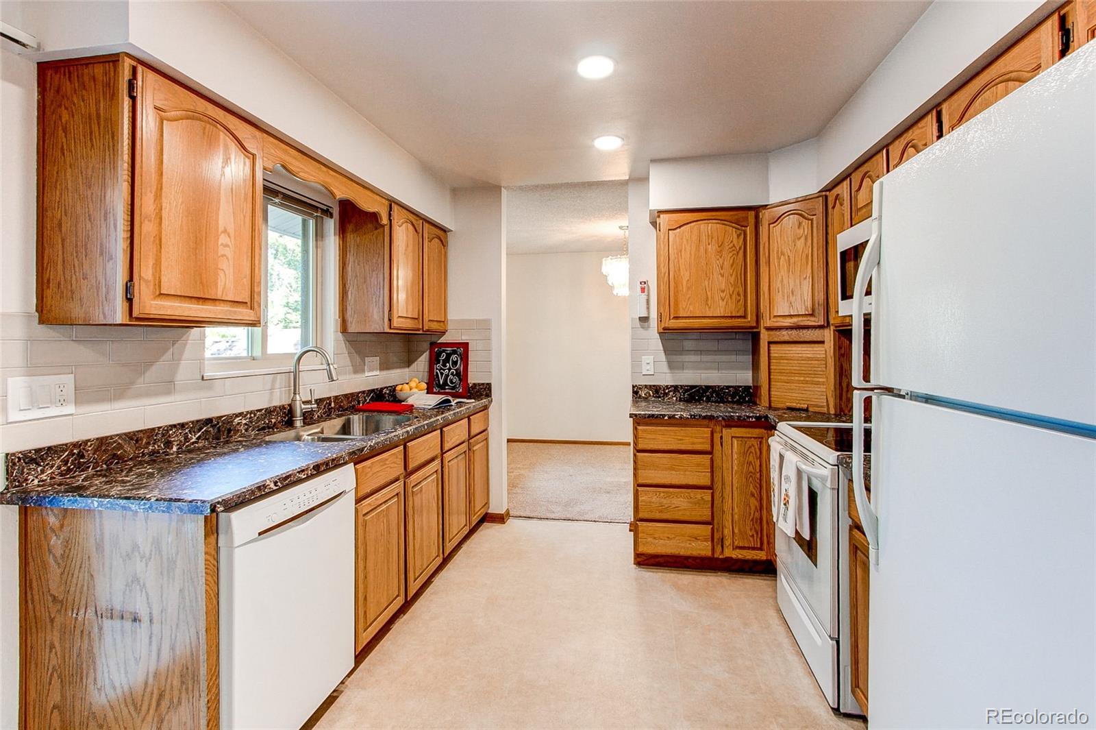 MLS Image #6 for 1357 s oswego court,aurora, Colorado