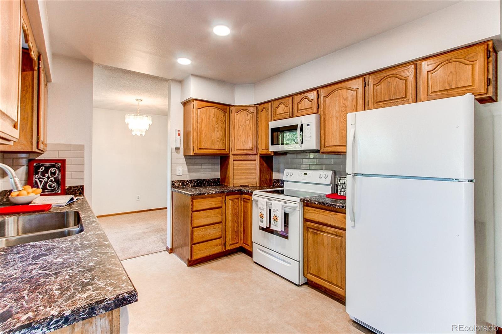 MLS Image #7 for 1357 s oswego court,aurora, Colorado