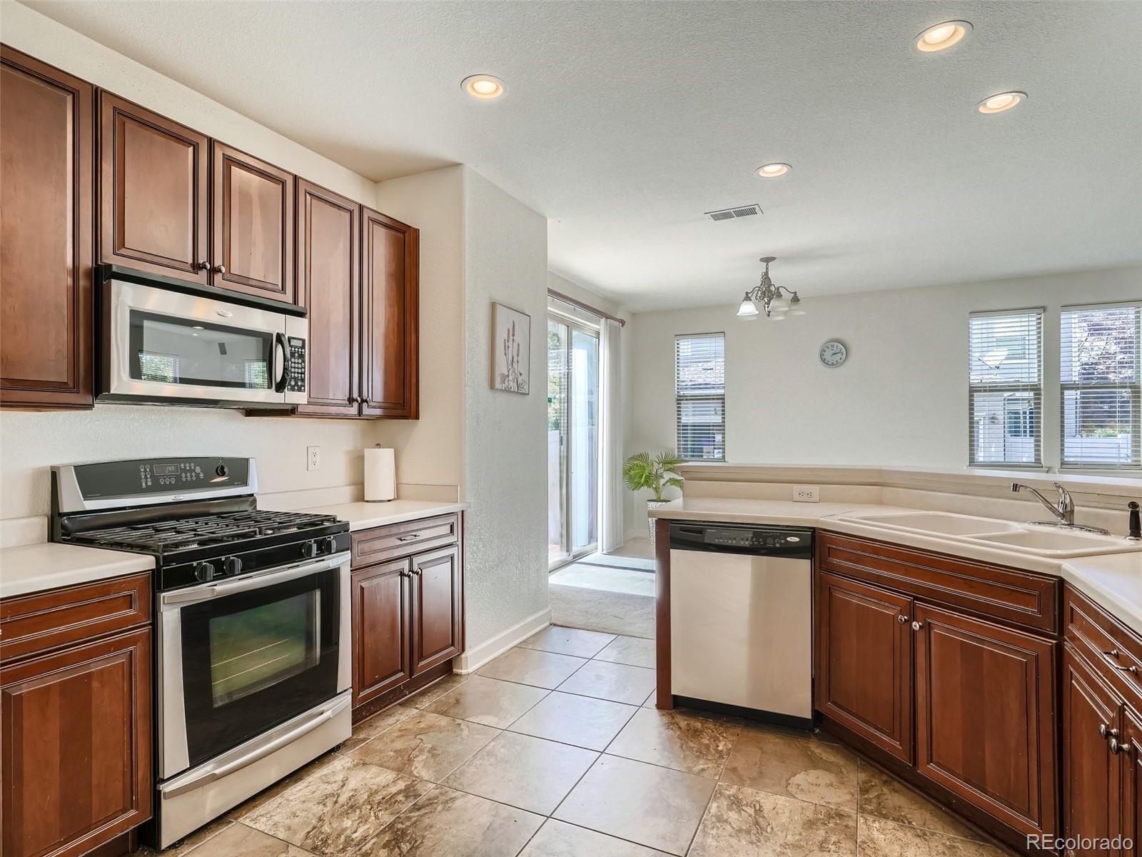 MLS Image #9 for 6357 s xanadu way,centennial, Colorado