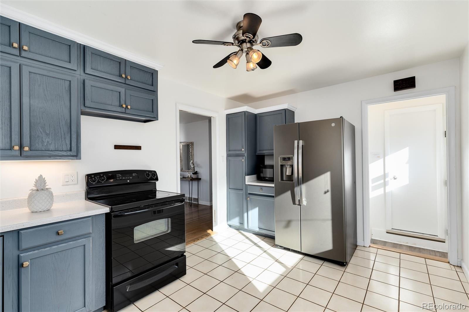 MLS Image #15 for 4500 e wyoming place,denver, Colorado