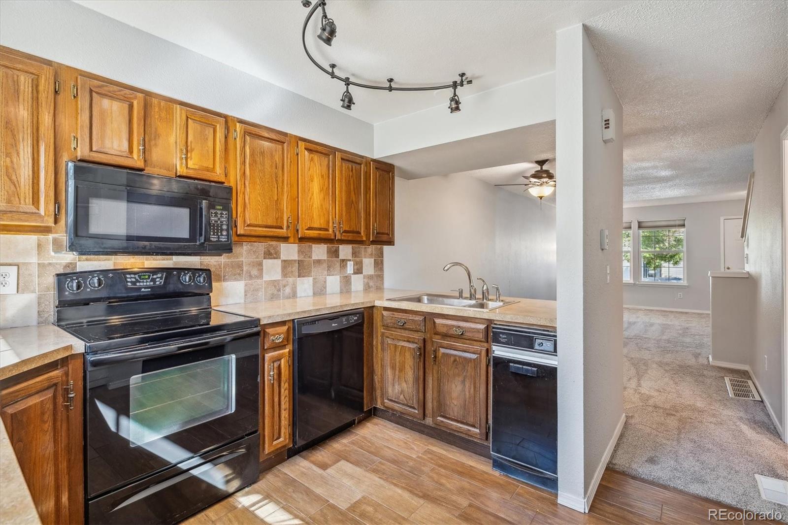 MLS Image #8 for 1949  newland court ,lakewood, Colorado