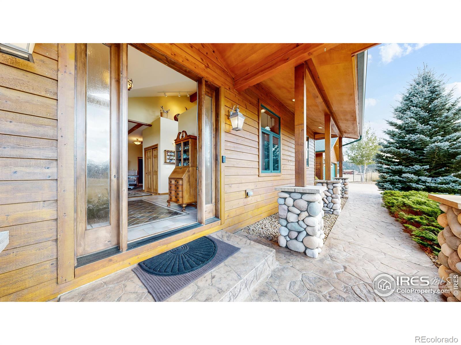 MLS Image #2 for 1401  deer path court,estes park, Colorado