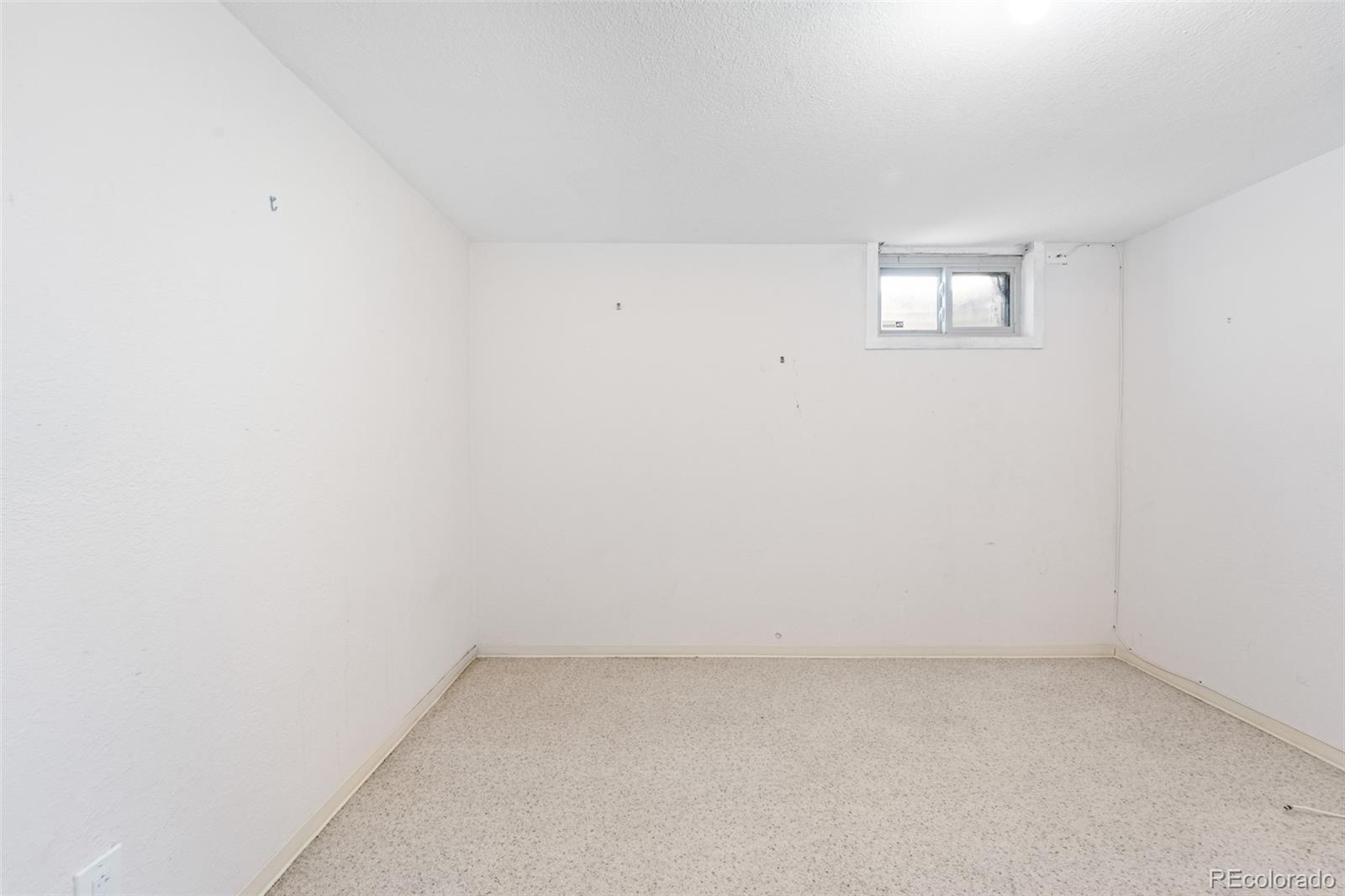 MLS Image #18 for 7650 e 23rd avenue,denver, Colorado