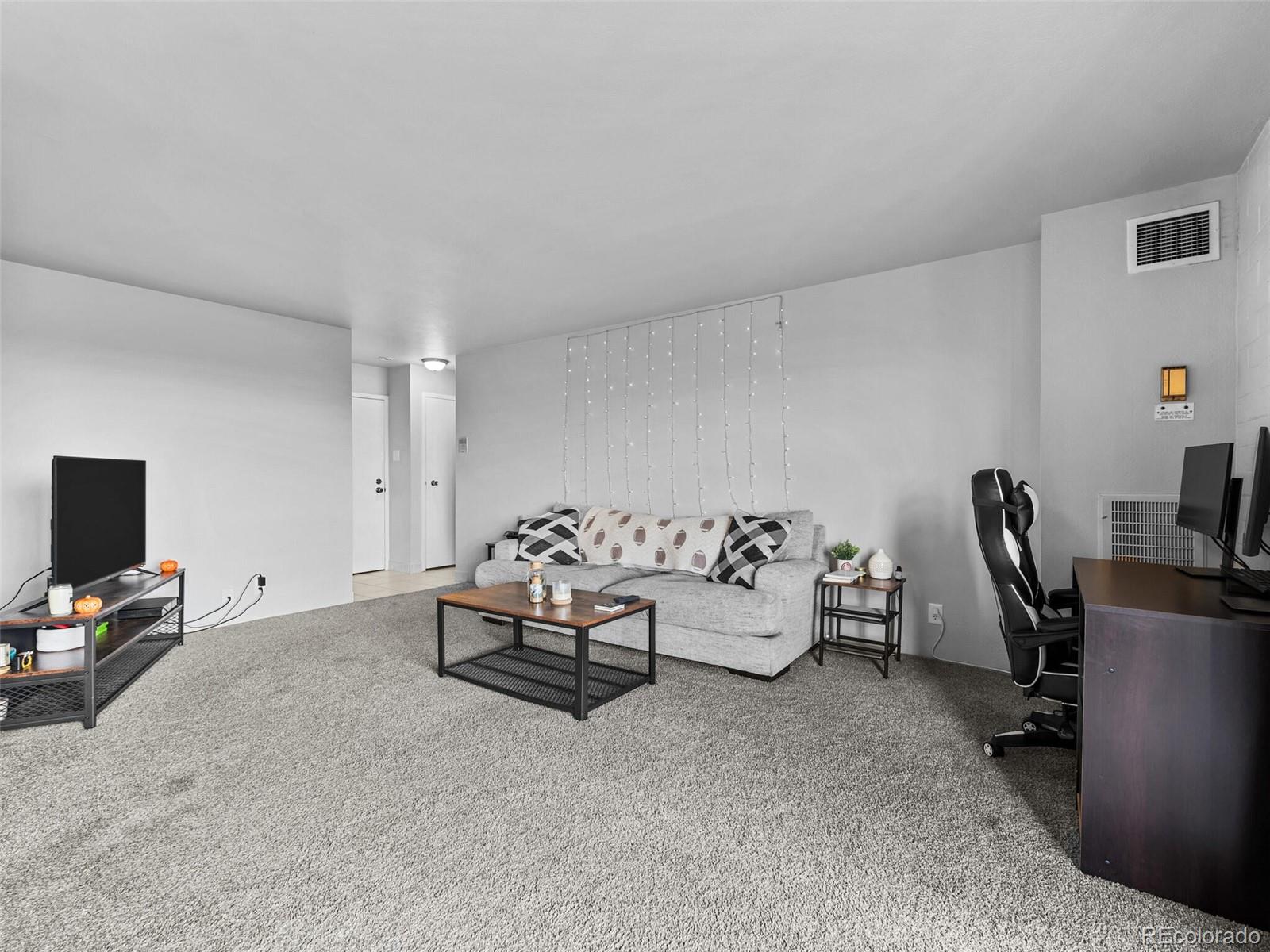 MLS Image #7 for 460 s marion parkway 1005,denver, Colorado