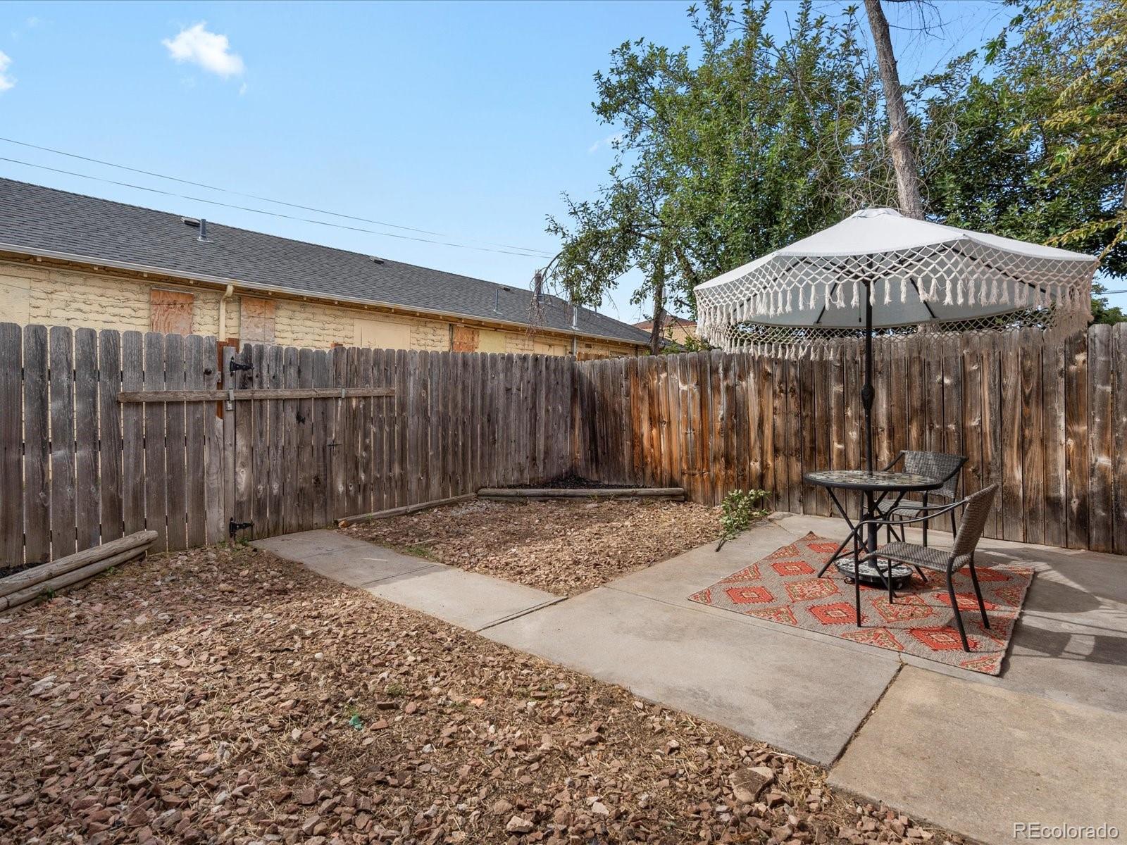 MLS Image #18 for 1527  xenia street,denver, Colorado