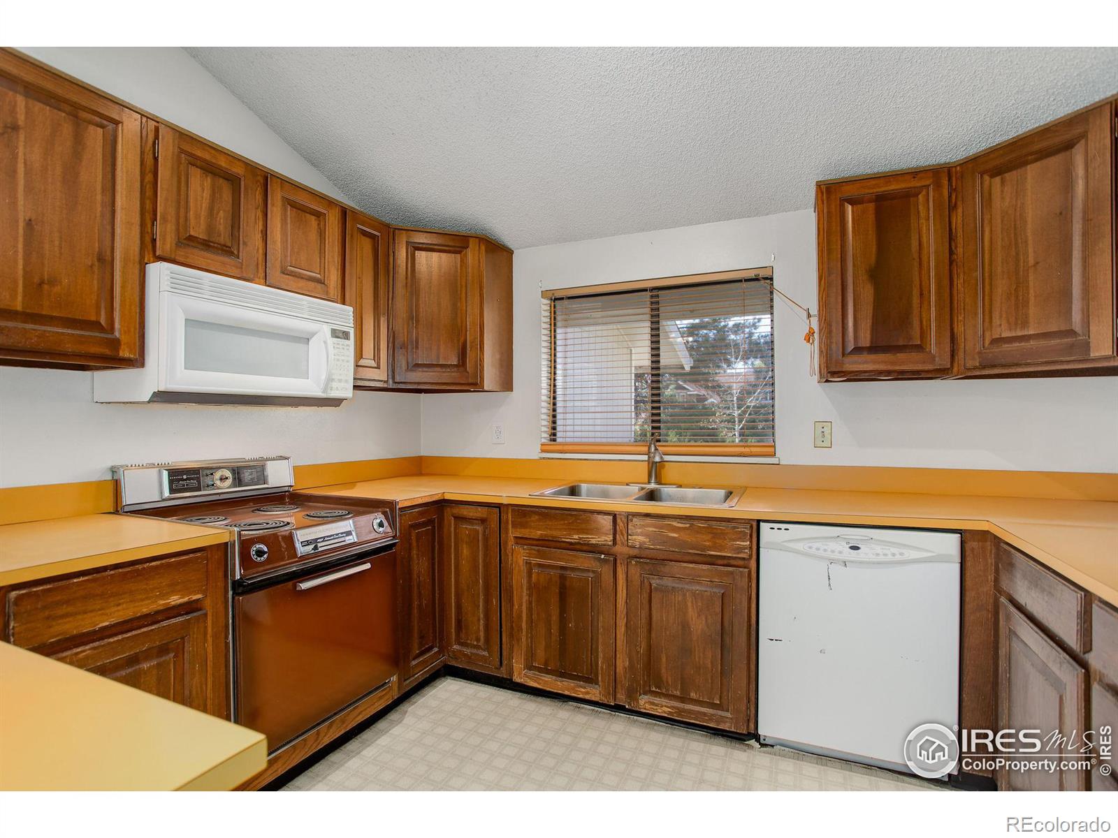 MLS Image #23 for 5246  idylwild trail,boulder, Colorado